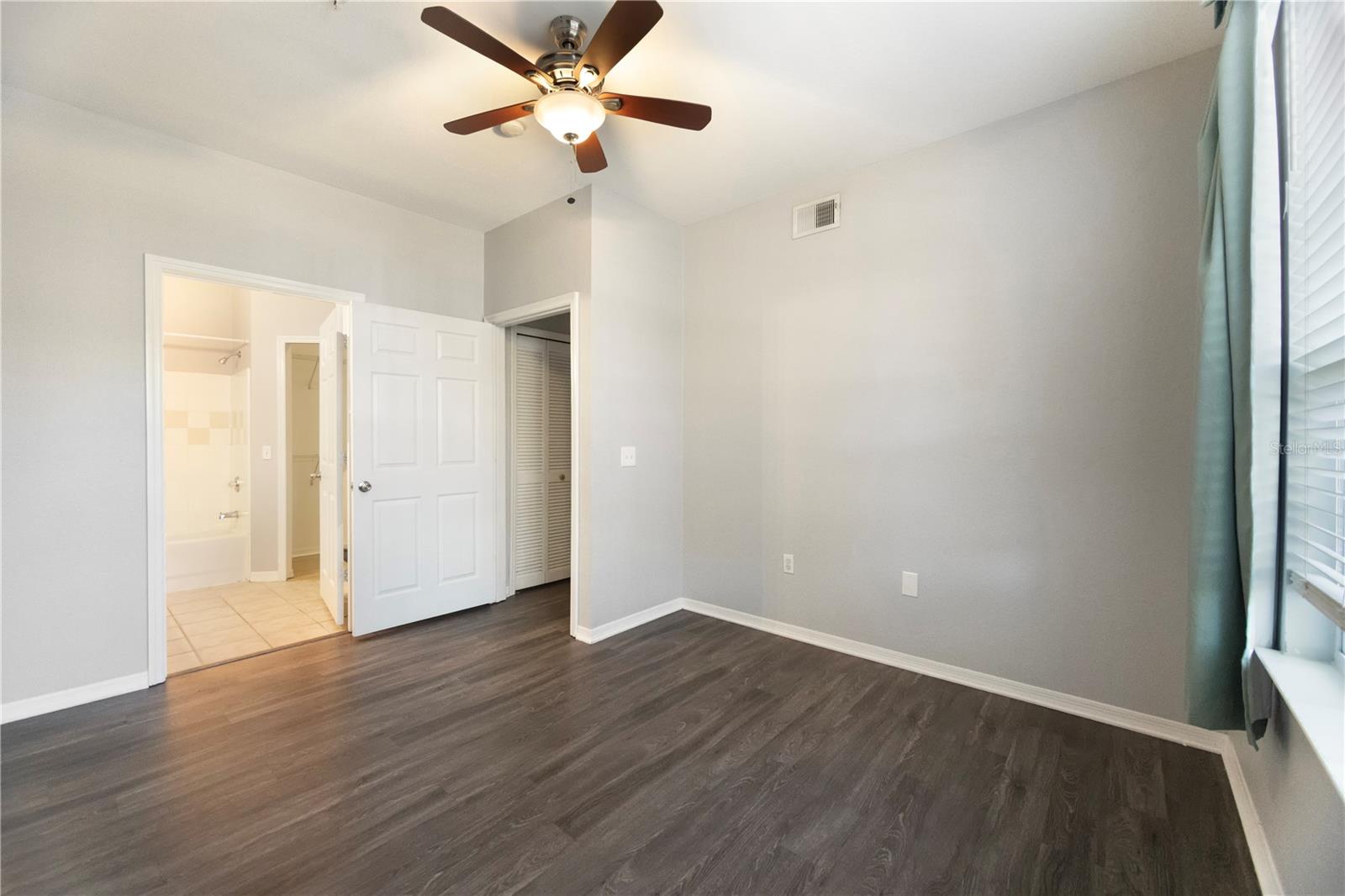 5721 SOLDIER CIR #105