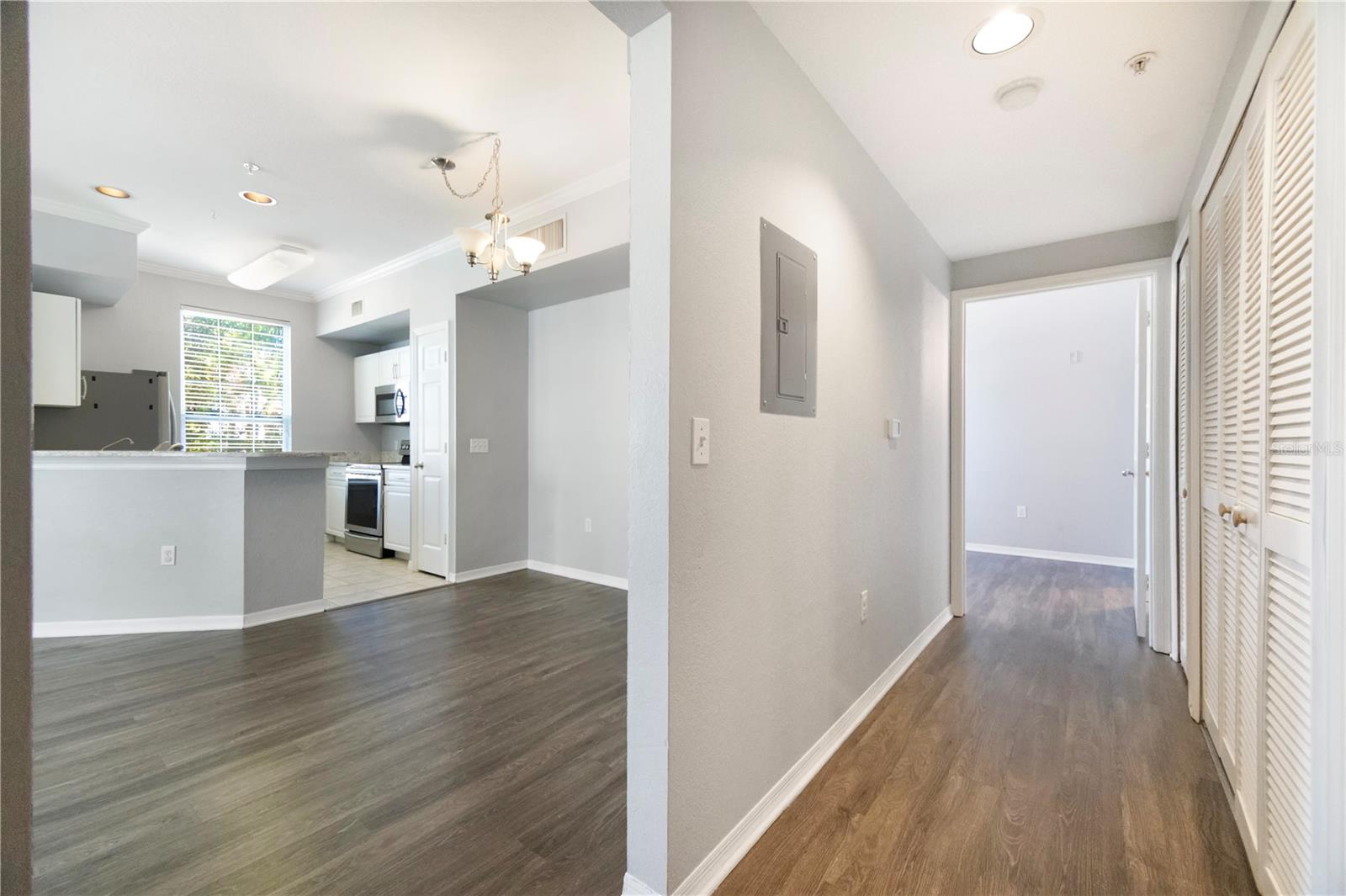 5721 SOLDIER CIR #105