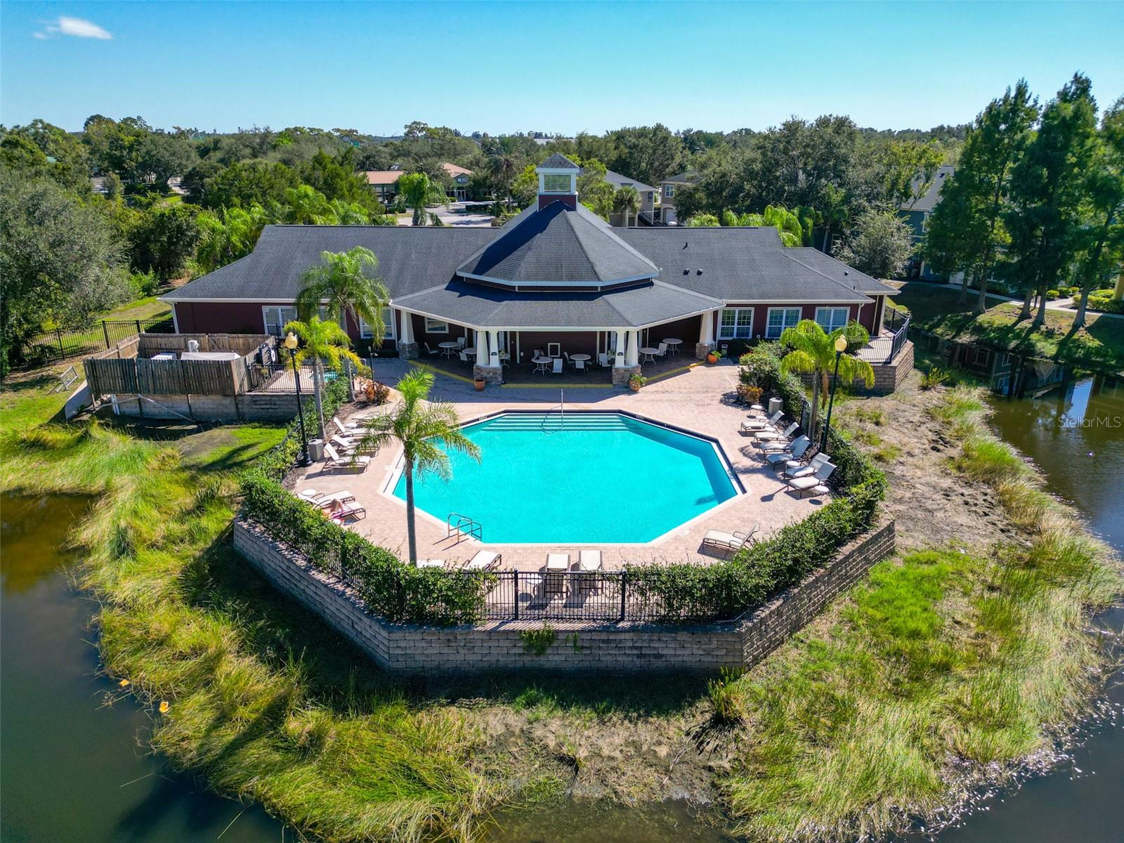 5721 SOLDIER CIR #105