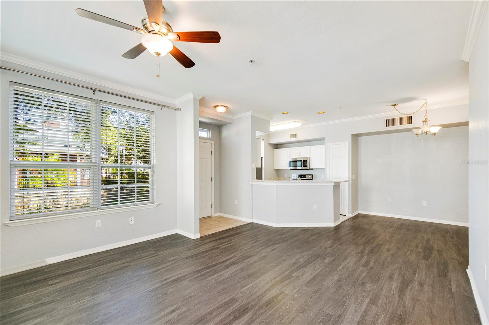 5721 SOLDIER CIR #105