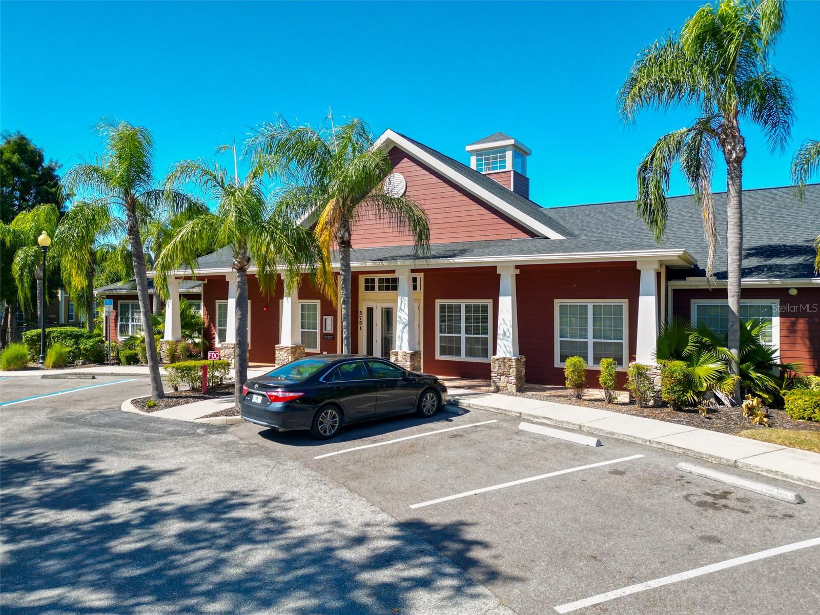 5721 SOLDIER CIR #105