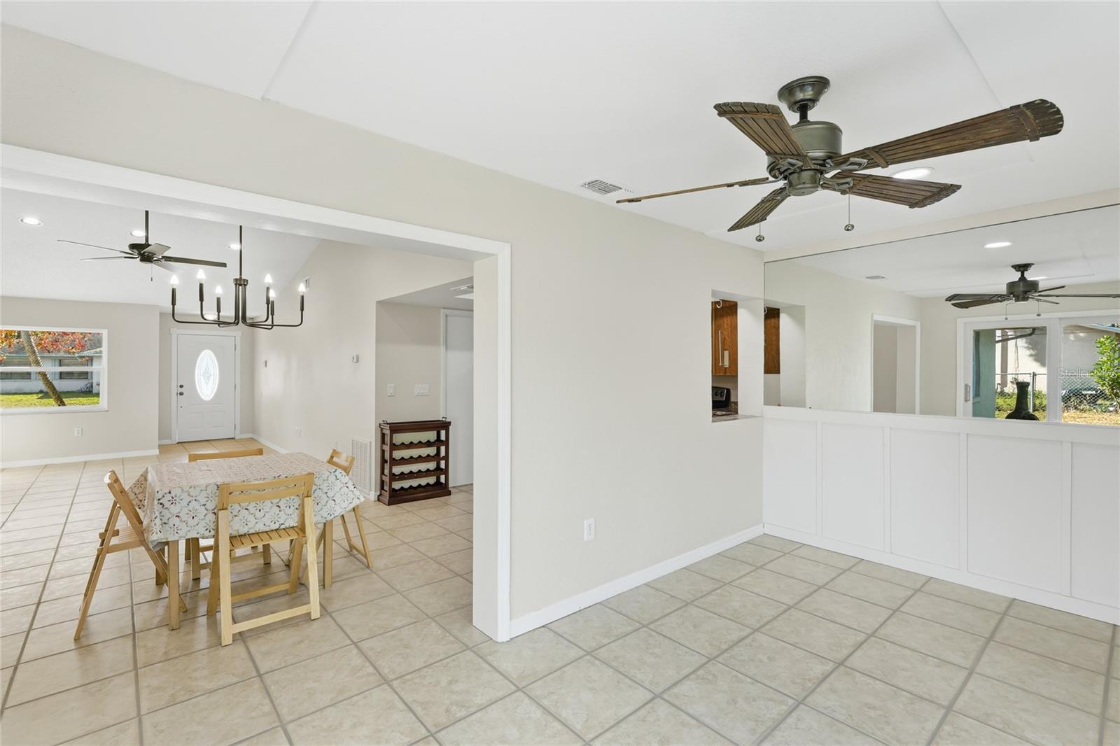 2365 SPRING OAKS CIR