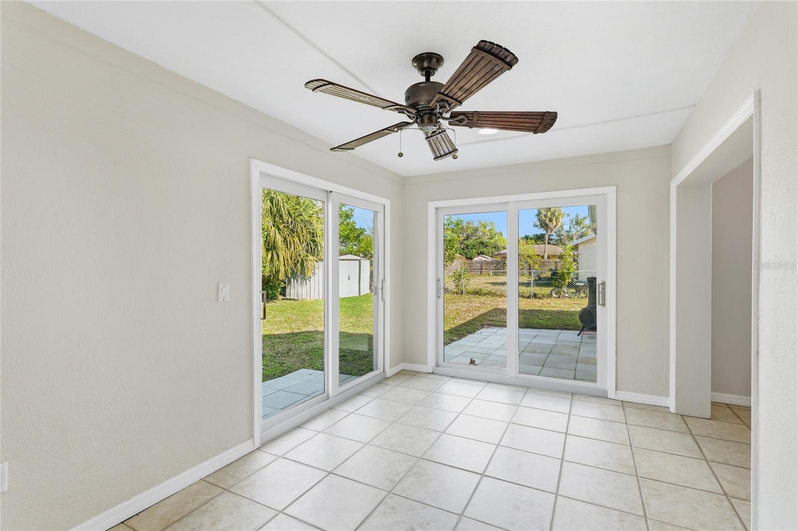 2365 SPRING OAKS CIR