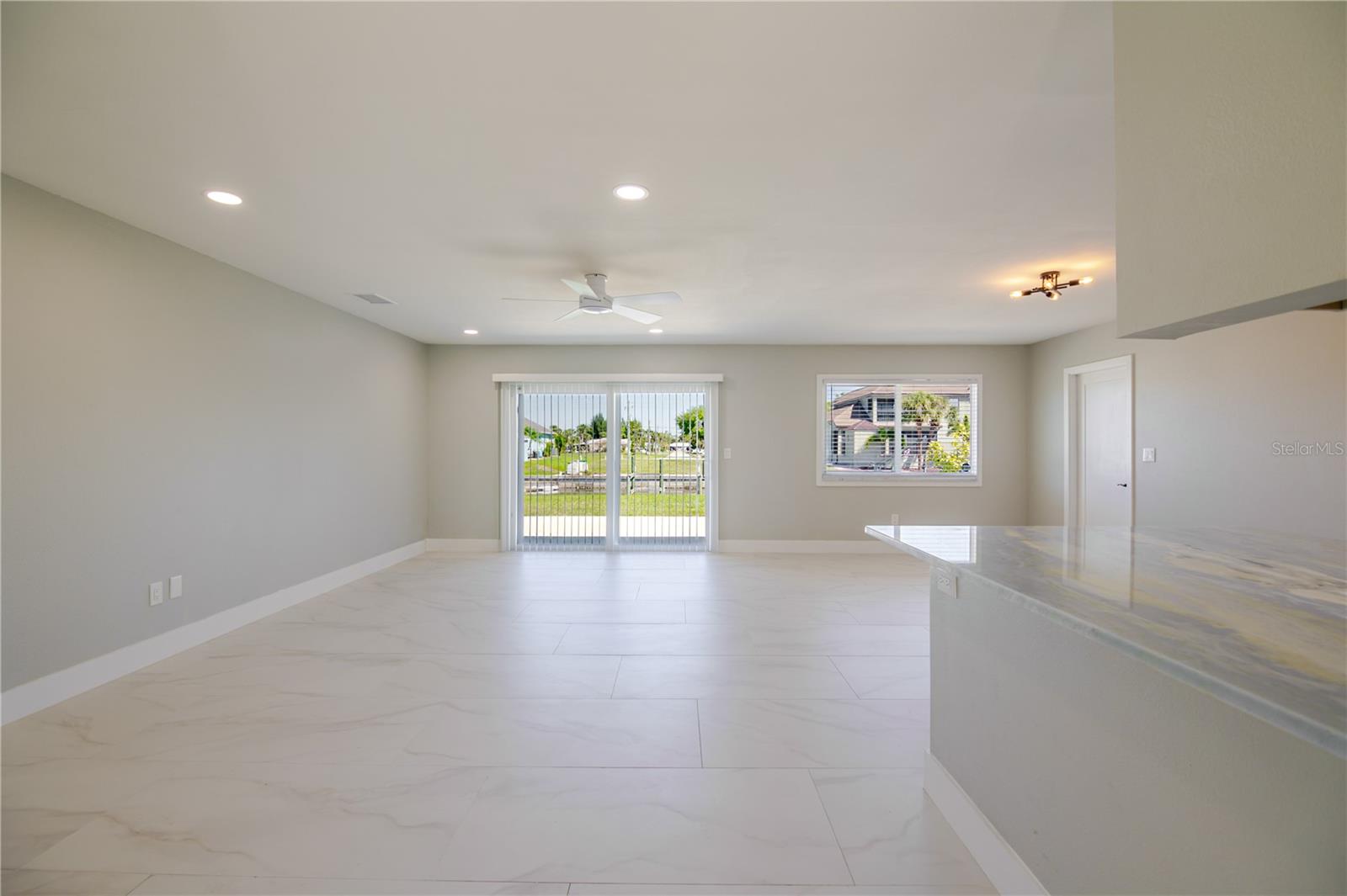18310 VAN NUYS CIR
