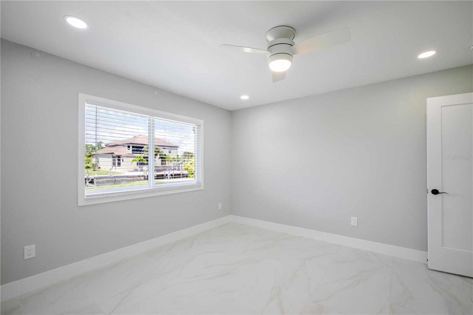 18310 VAN NUYS CIR