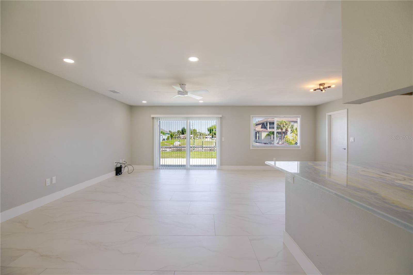 18310 VAN NUYS CIR