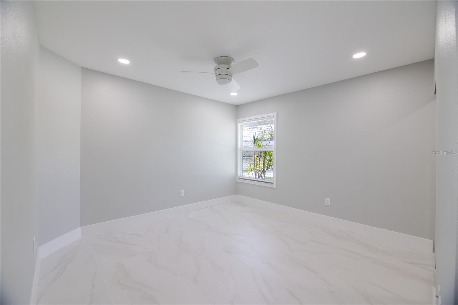 18310 VAN NUYS CIR