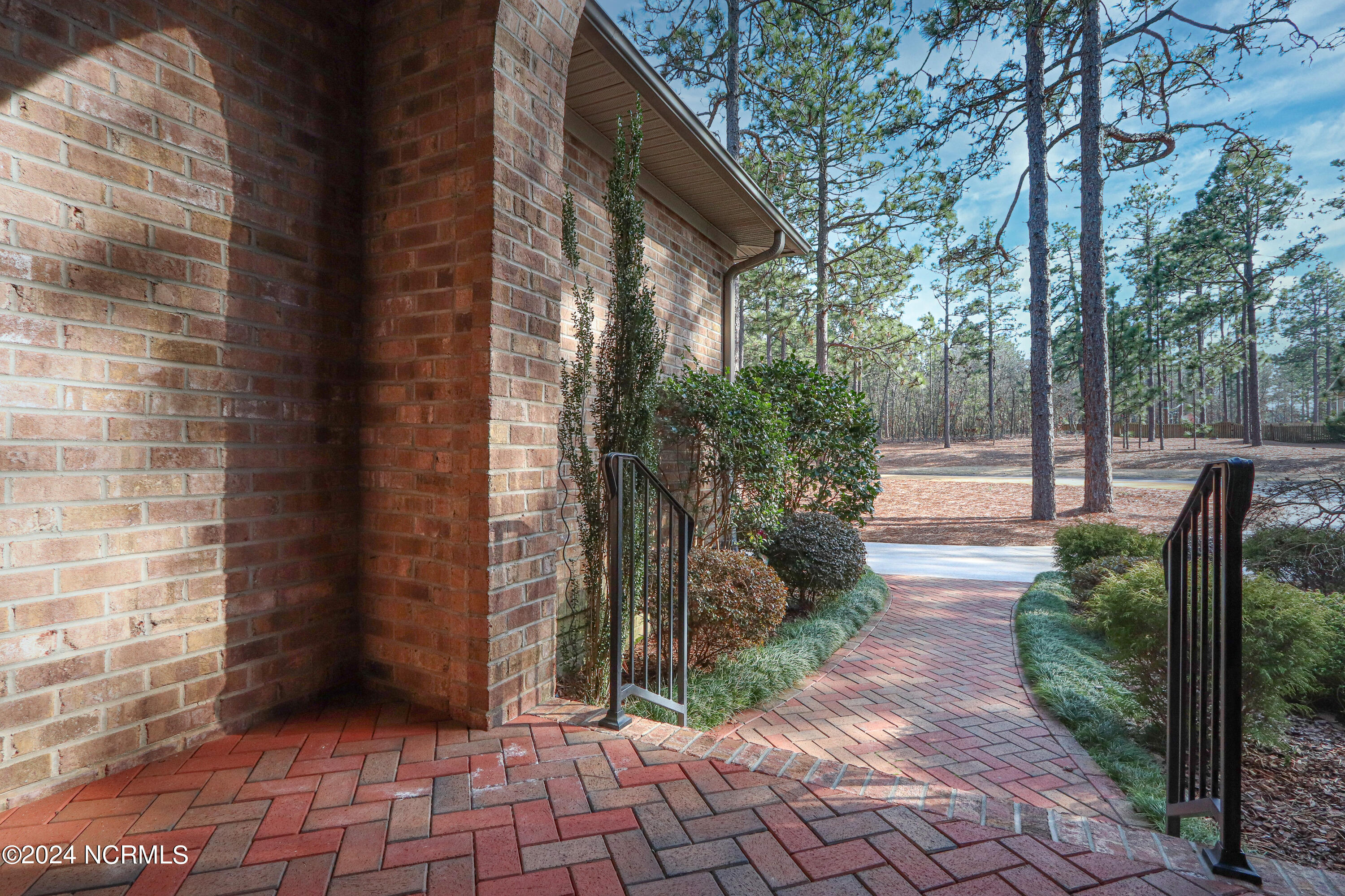 106 Sakonnet Trail