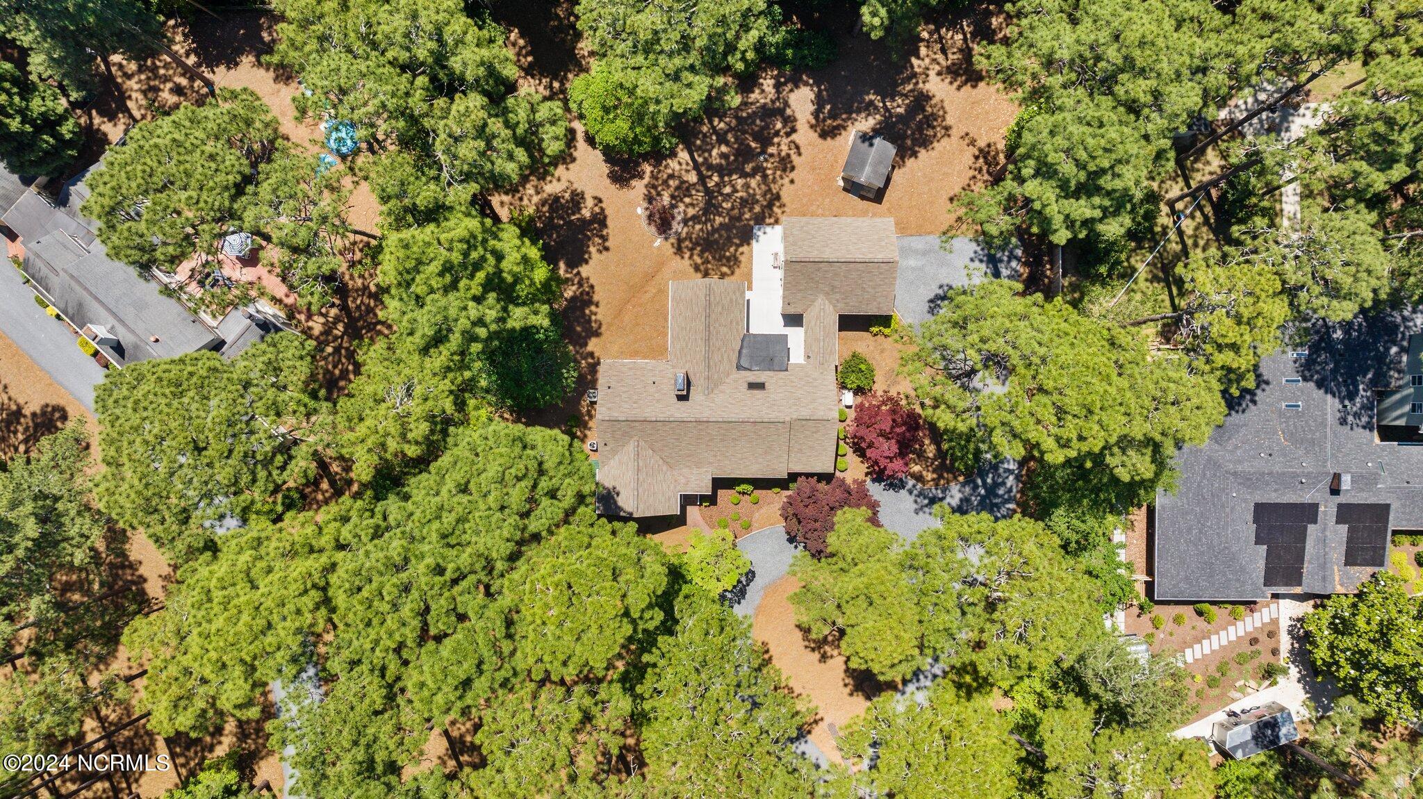 225 S Valley Road