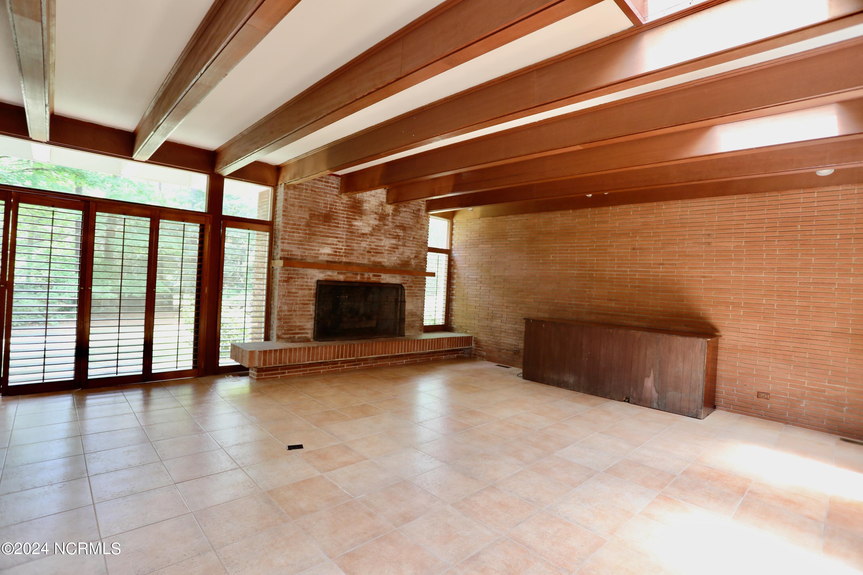 225 Arbutus Road