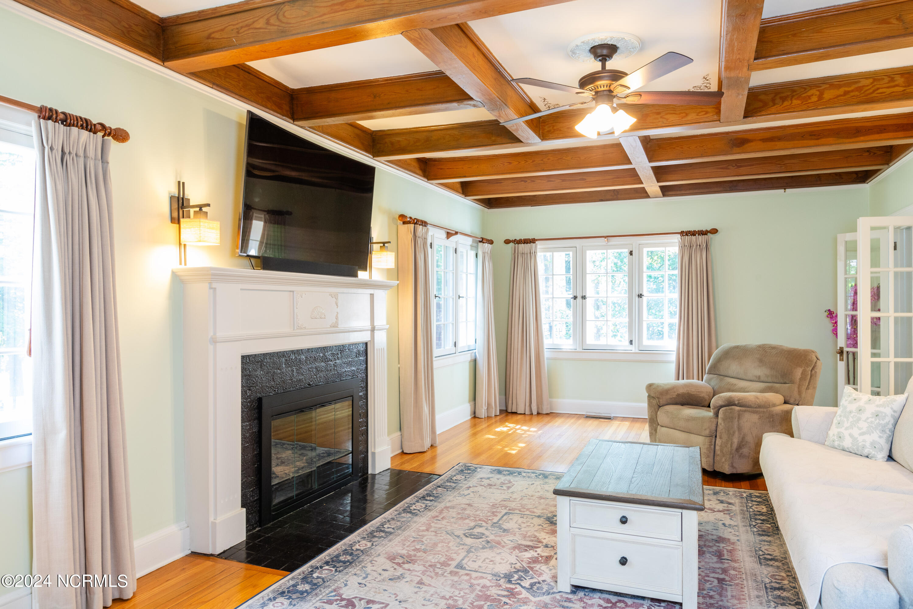 140 Pinegrove Road