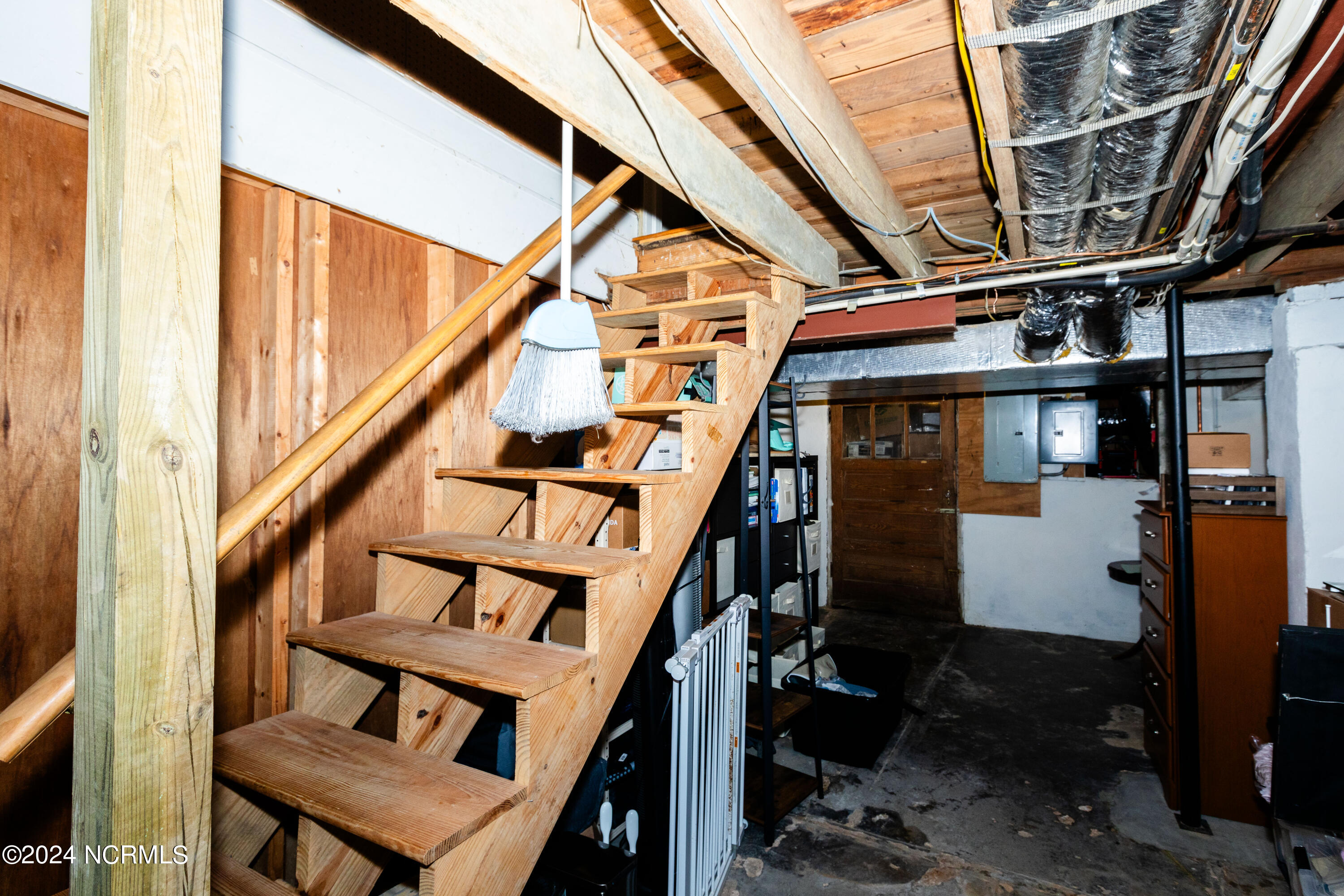 140 Pinegrove Road