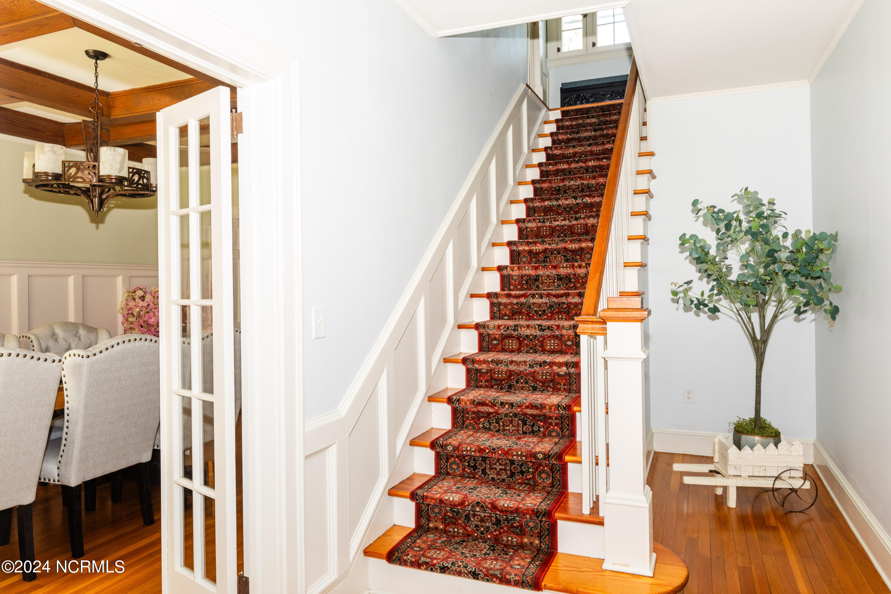 140 Pinegrove Road