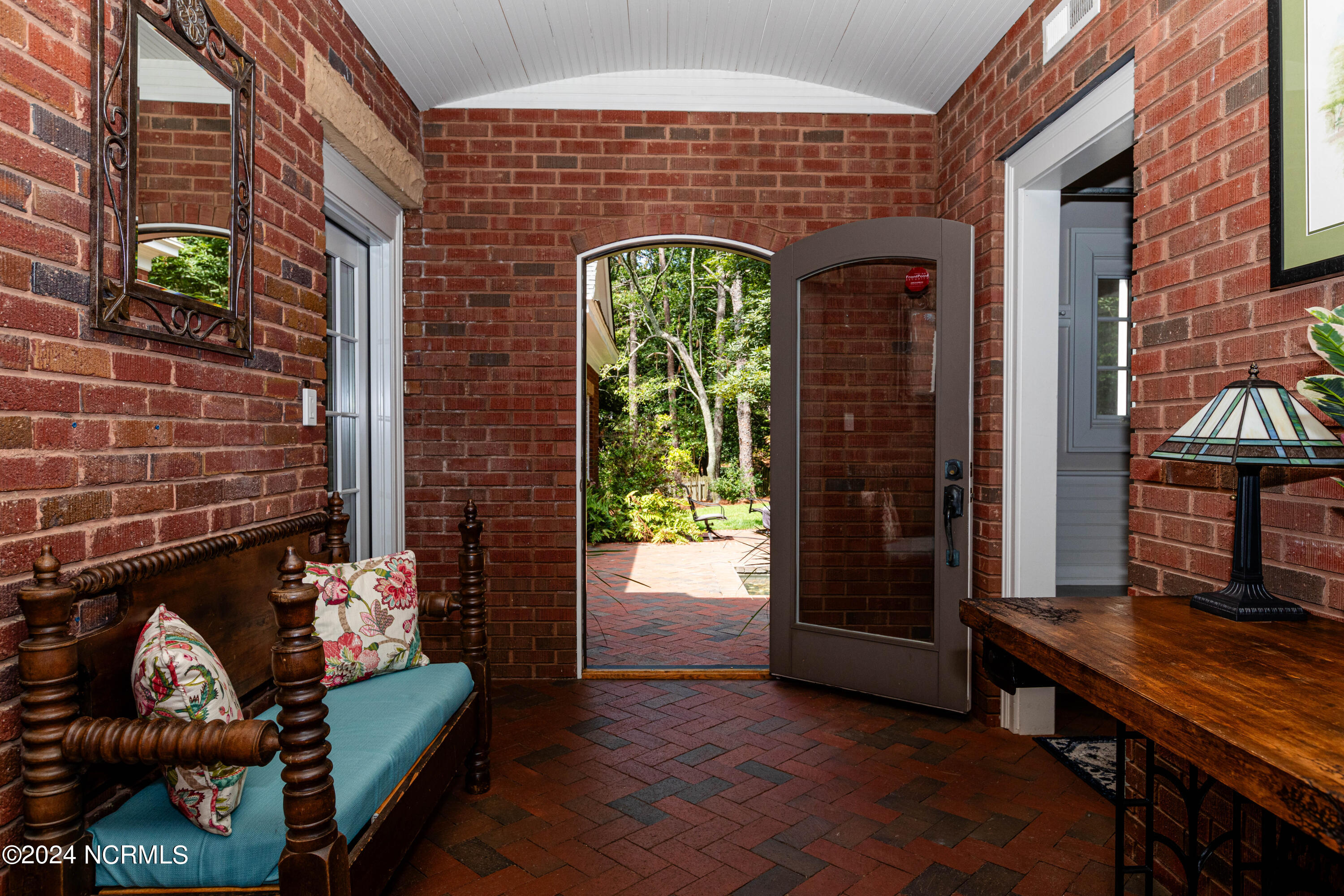 140 Pinegrove Road