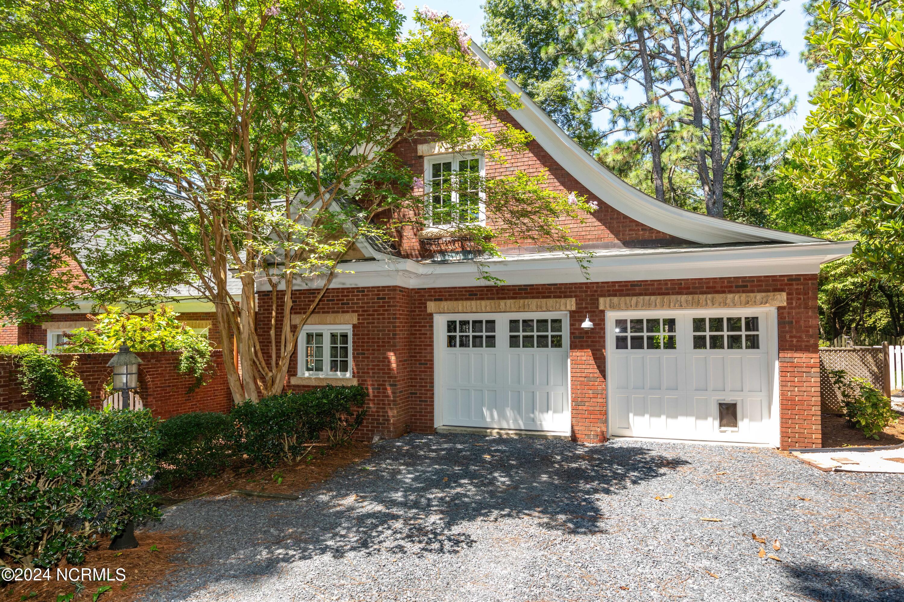 140 Pinegrove Road