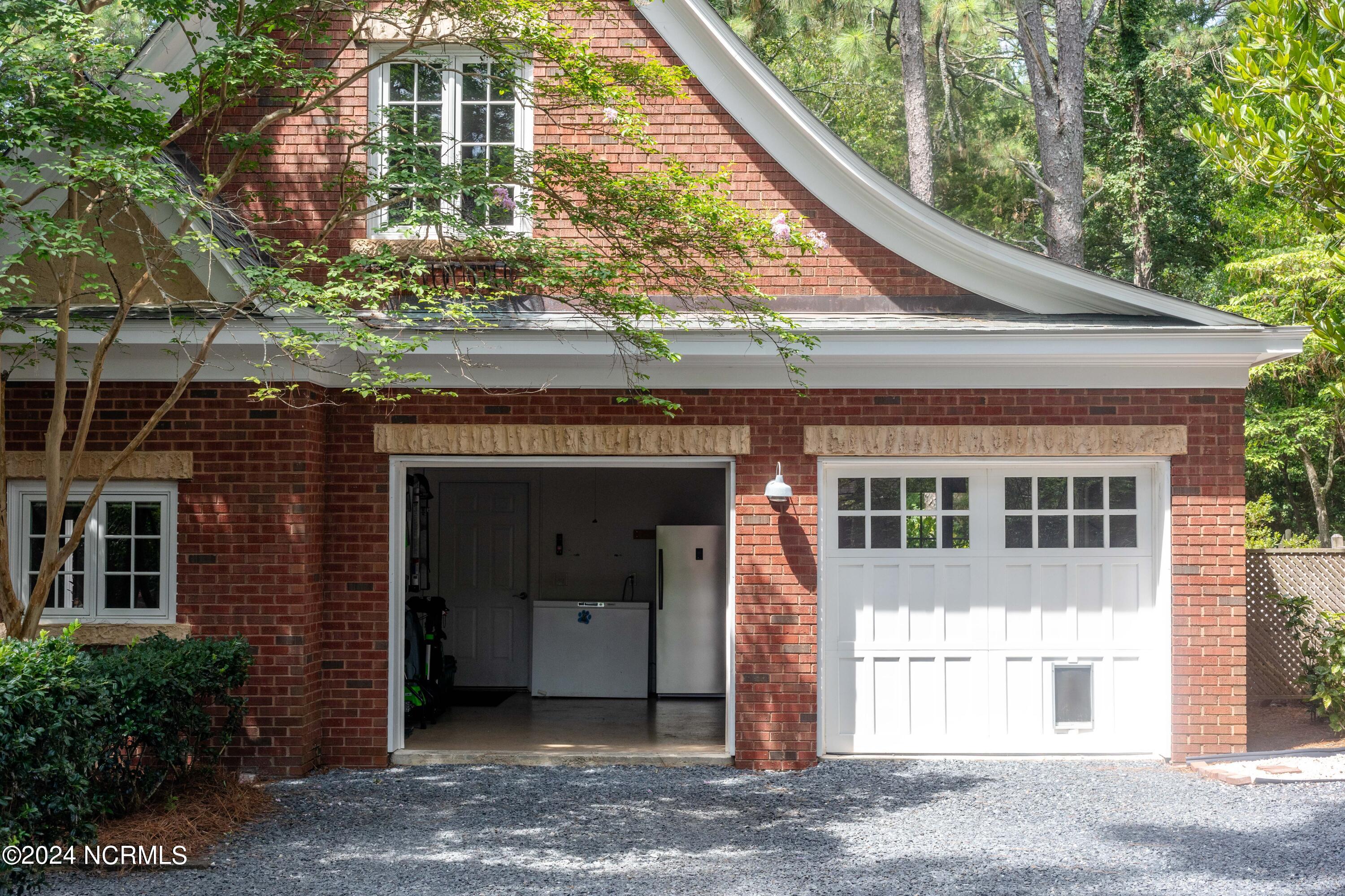 140 Pinegrove Road