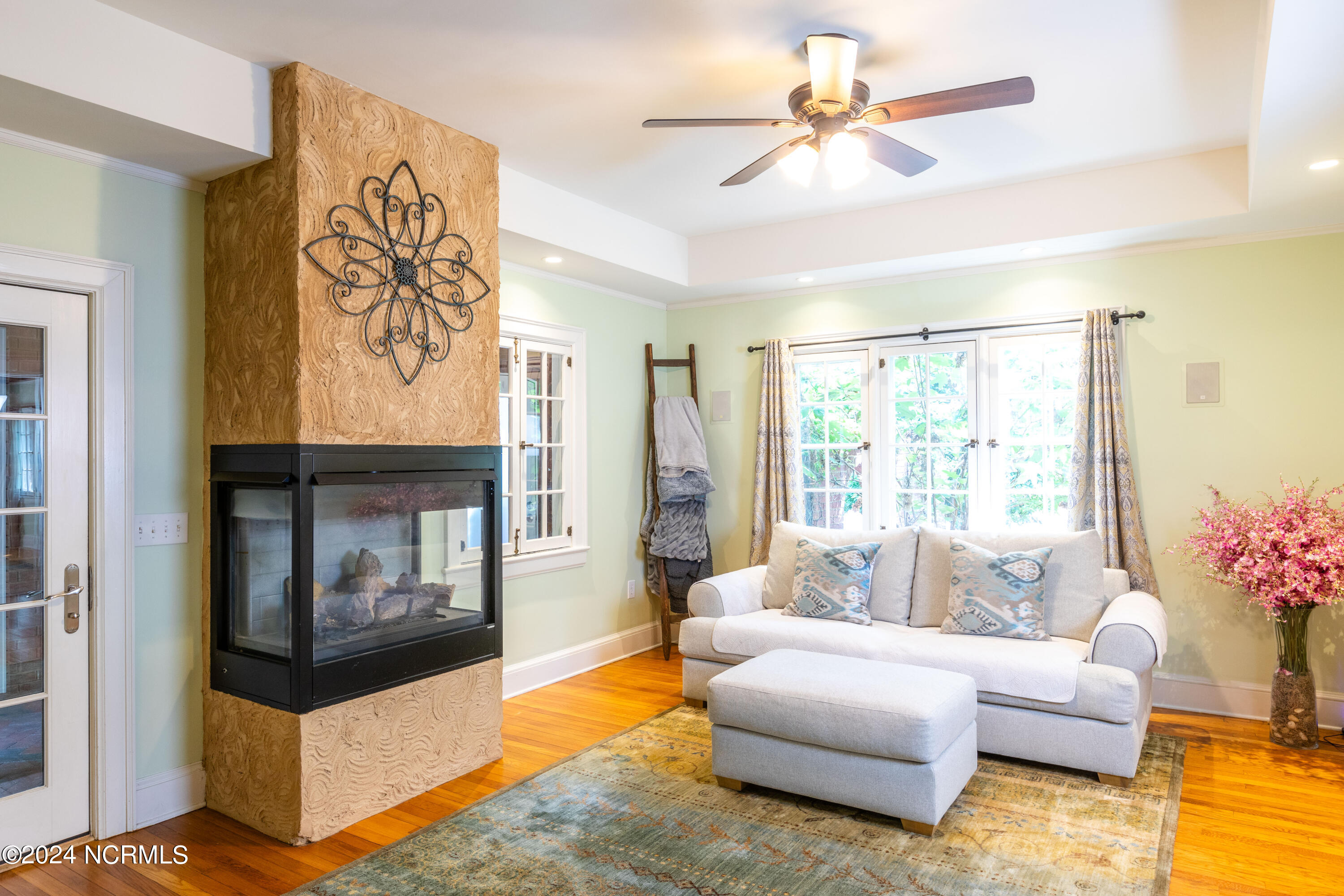 140 Pinegrove Road