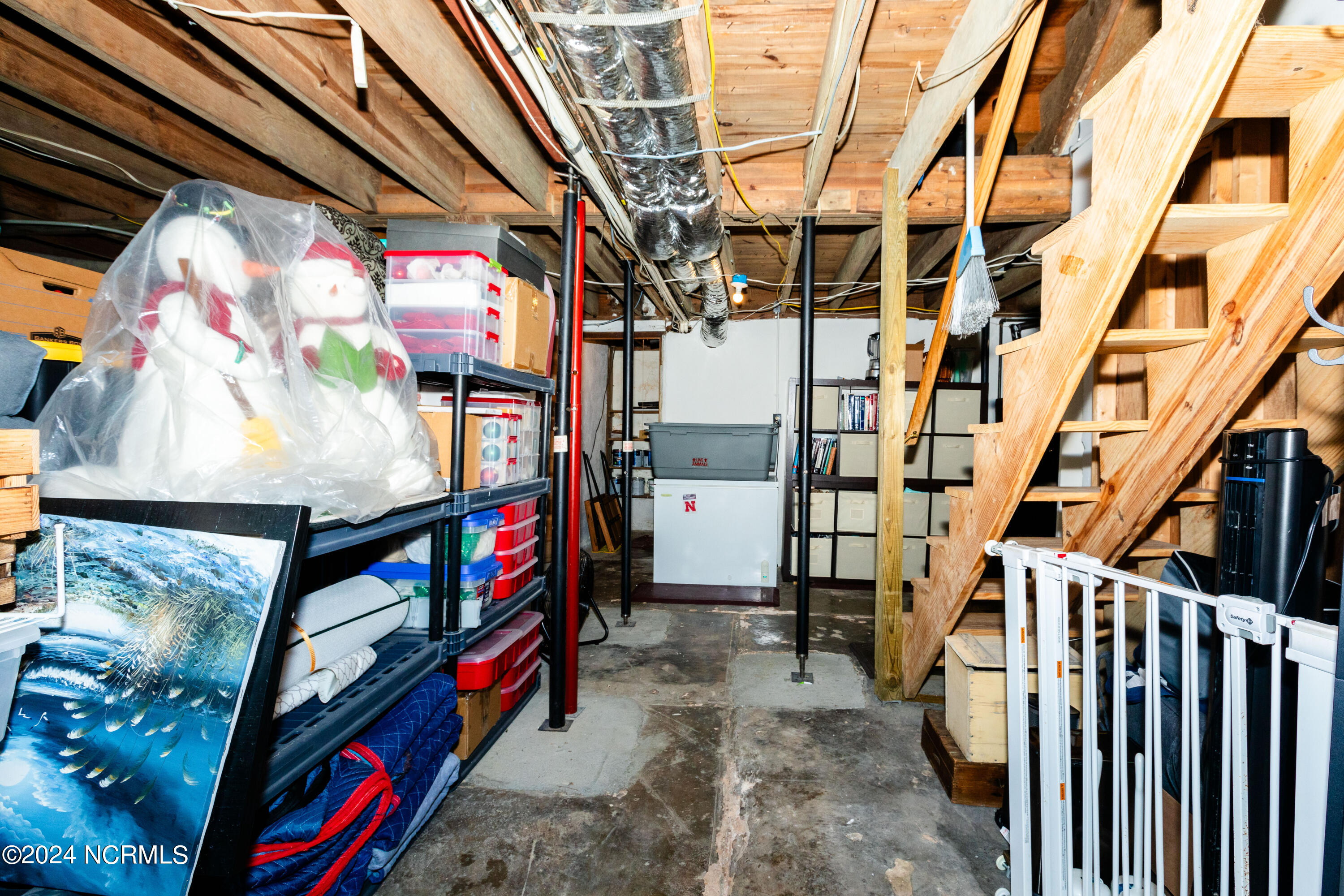 140 Pinegrove Road