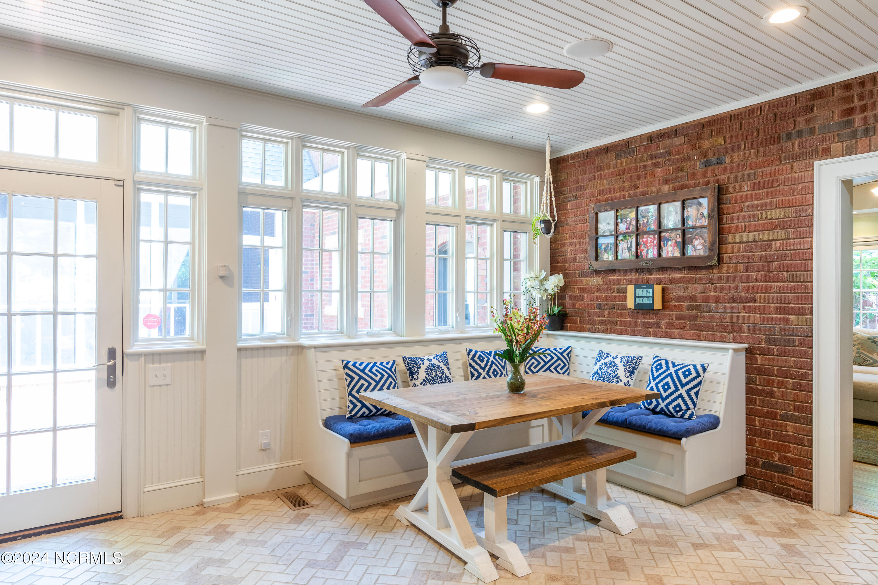 140 Pinegrove Road