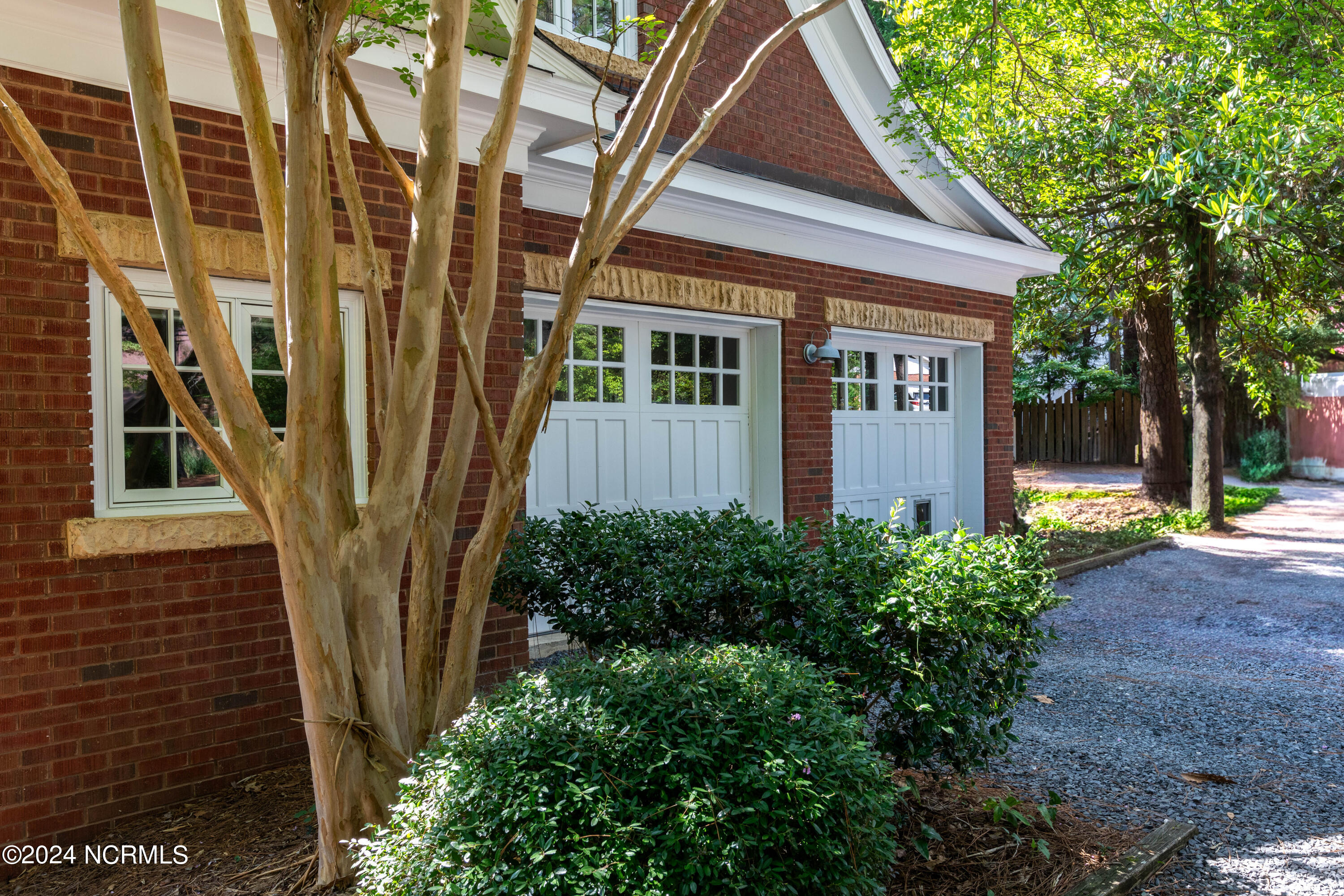 140 Pinegrove Road