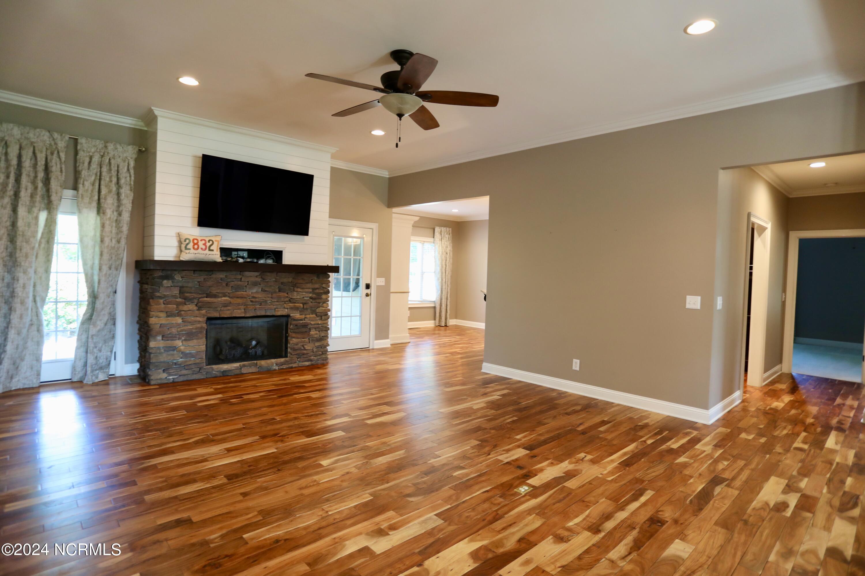 1 Rafferty Court