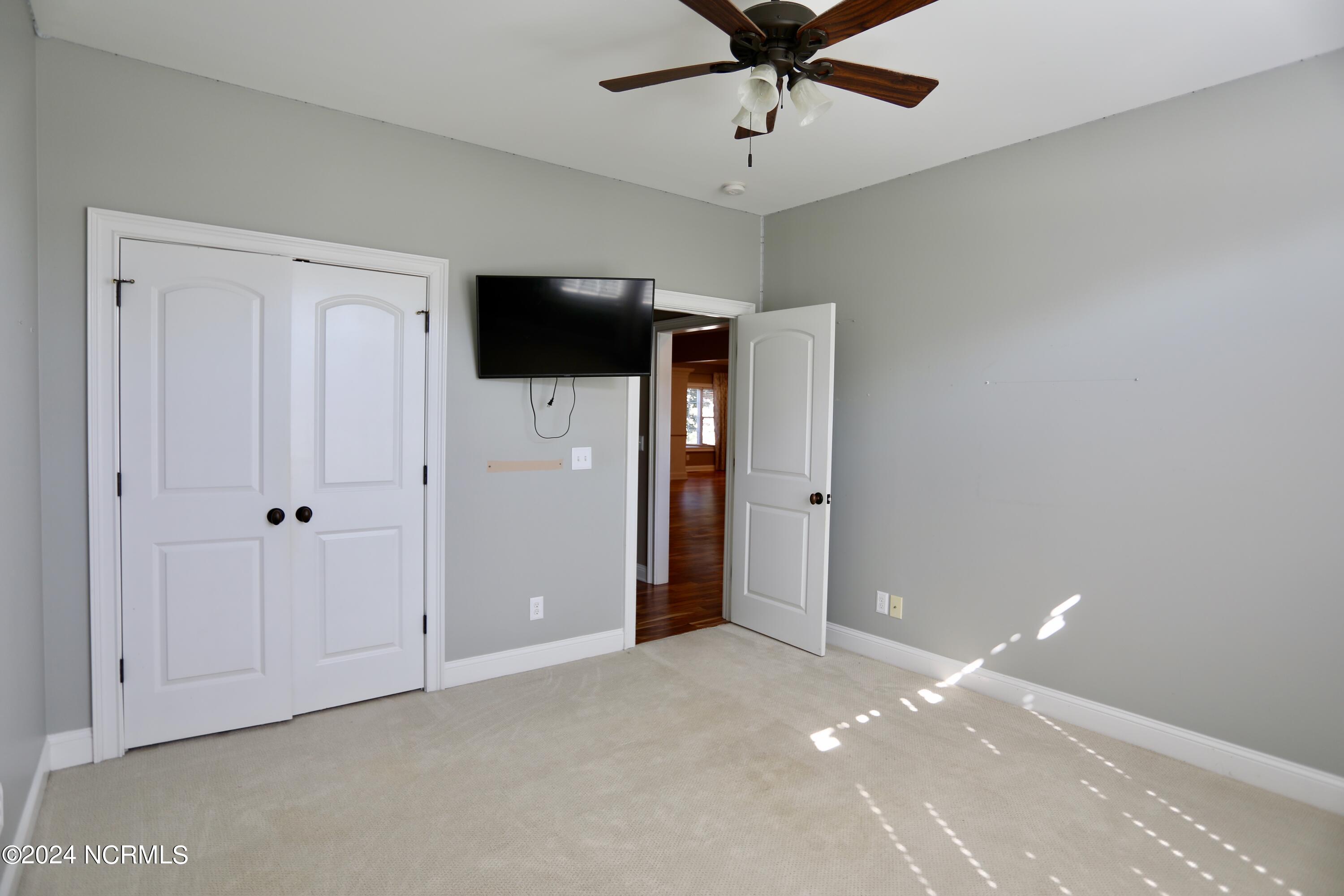 1 Rafferty Court