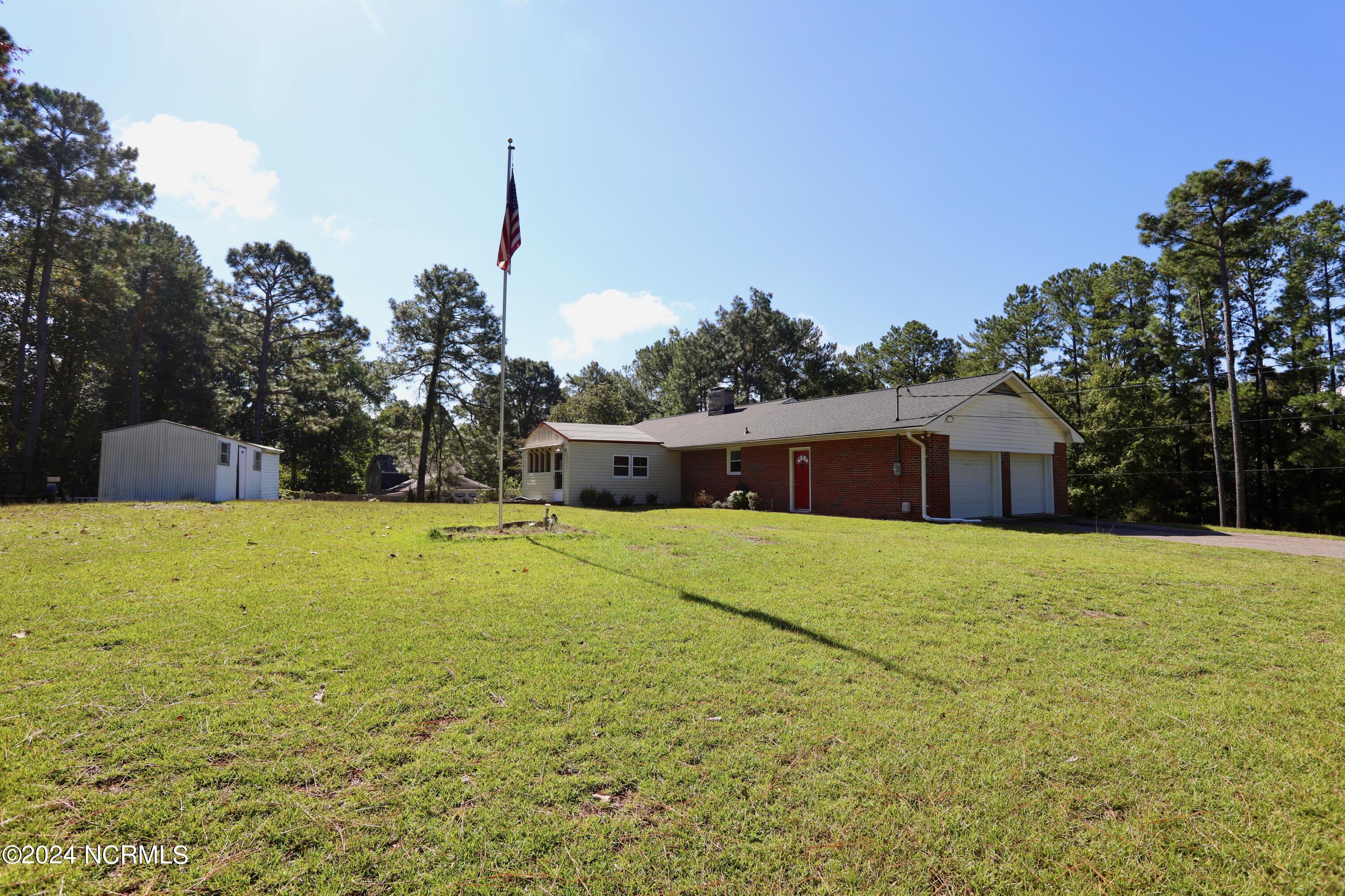1111 N Glenwood Trail