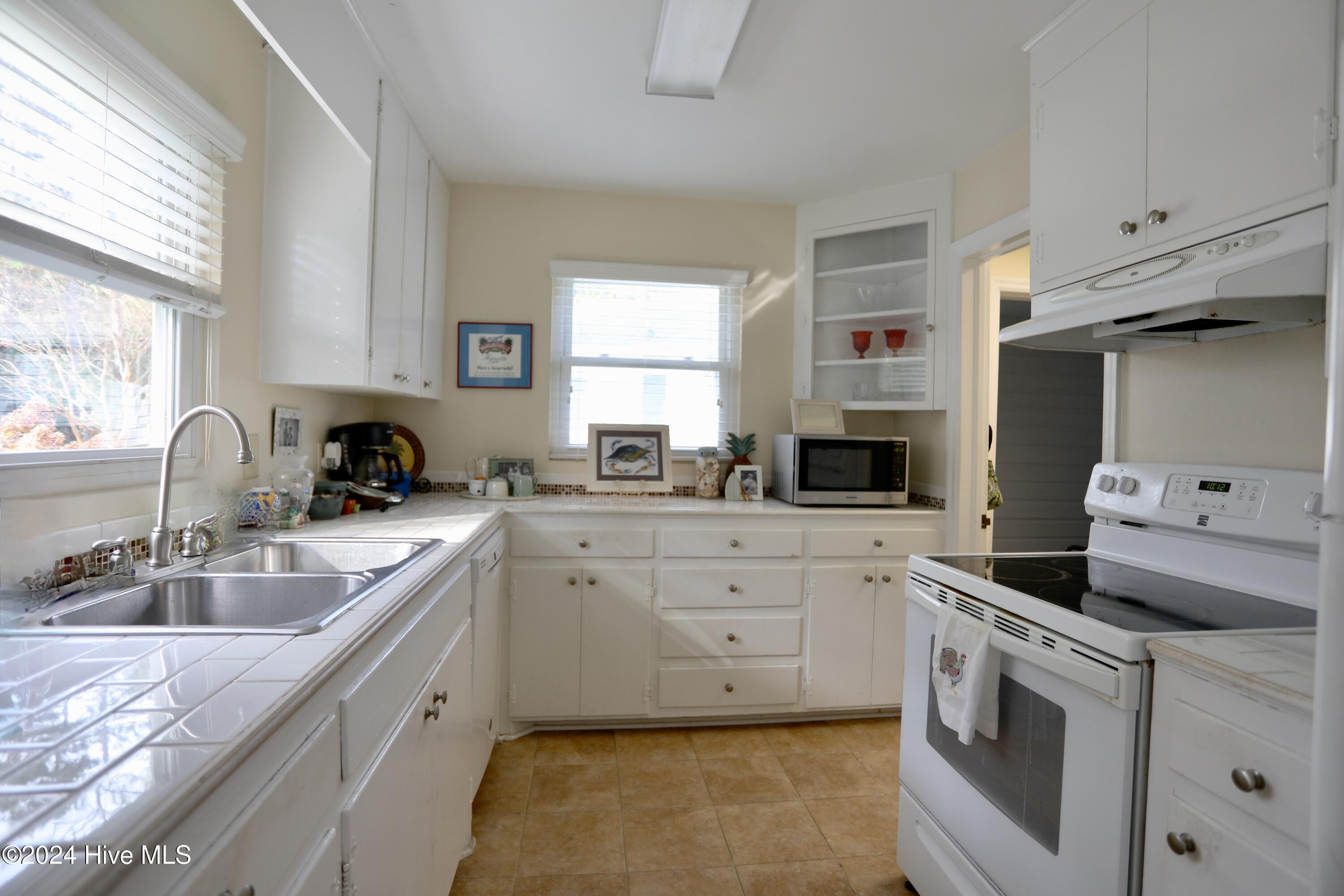 1290 Midland Road