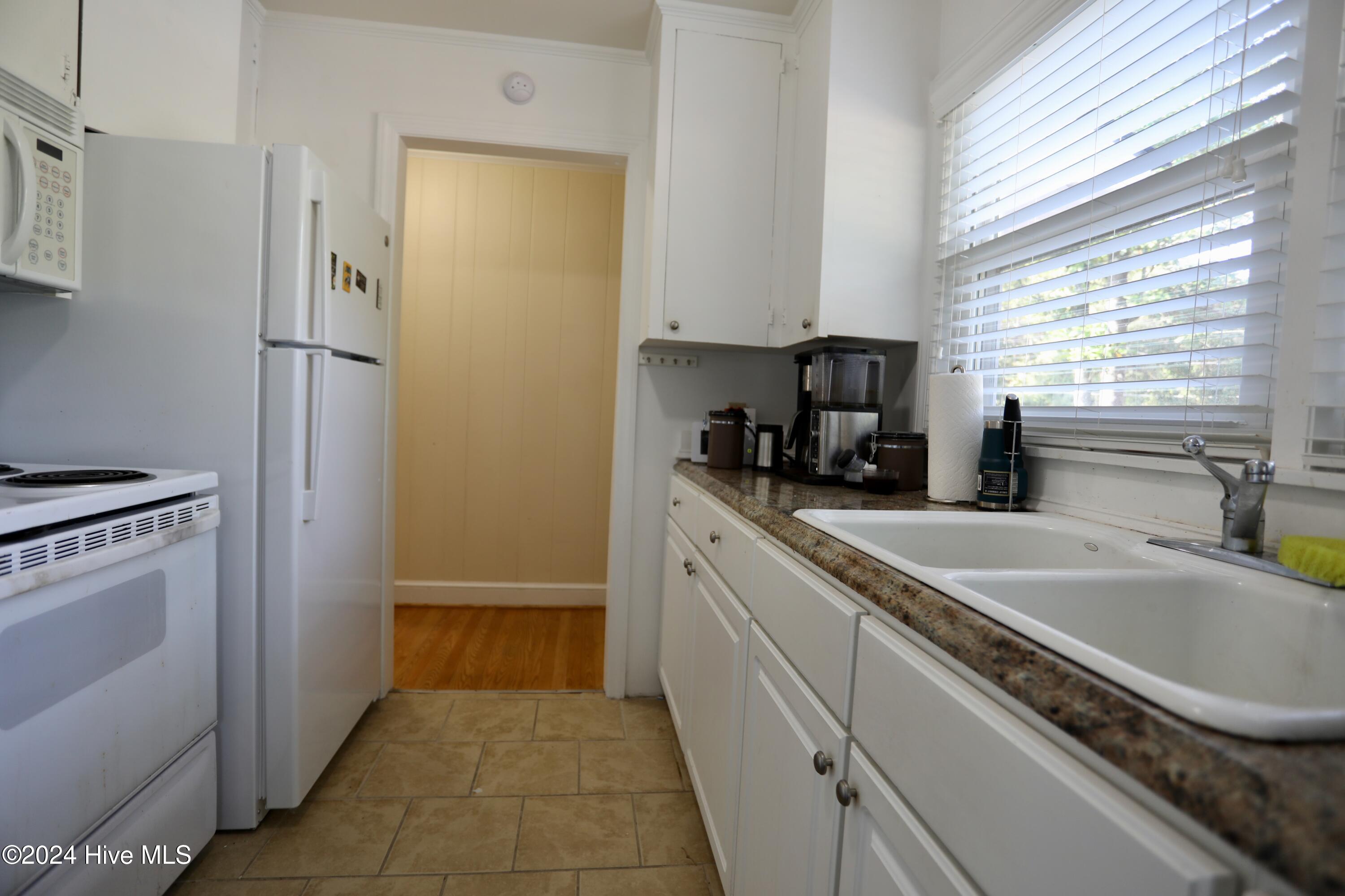 1290 Midland Road