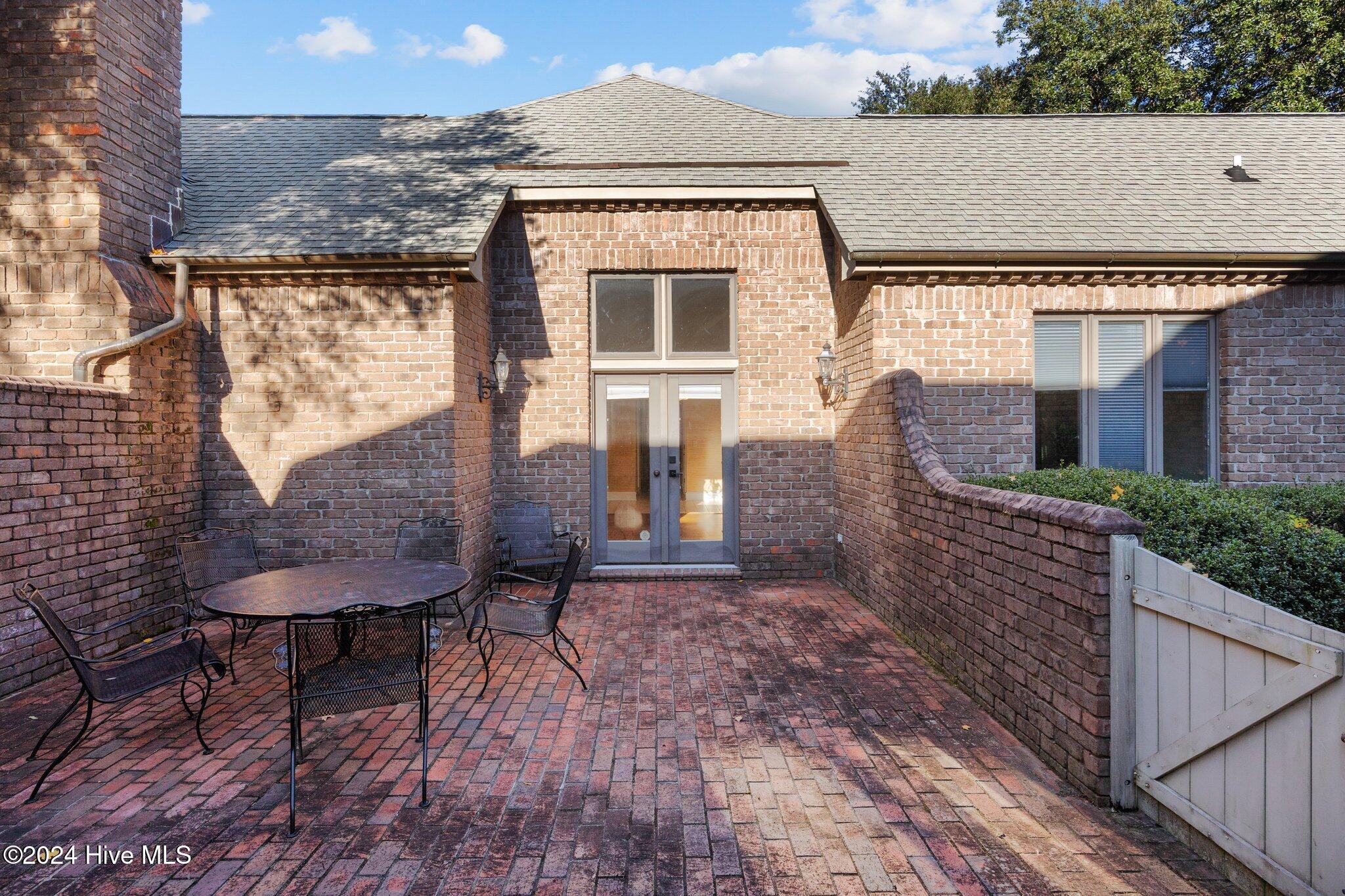 2 Chalford Place