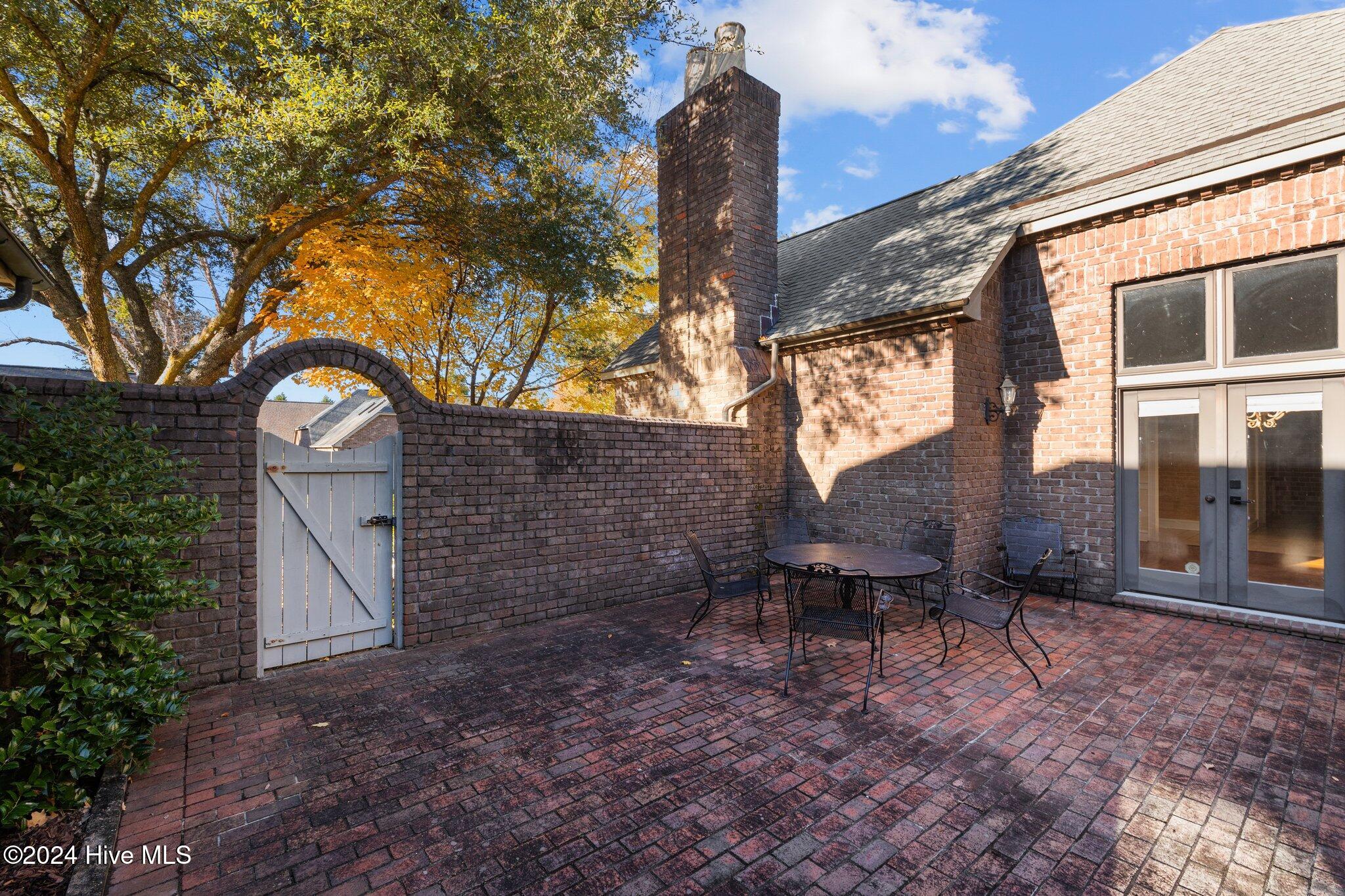 2 Chalford Place