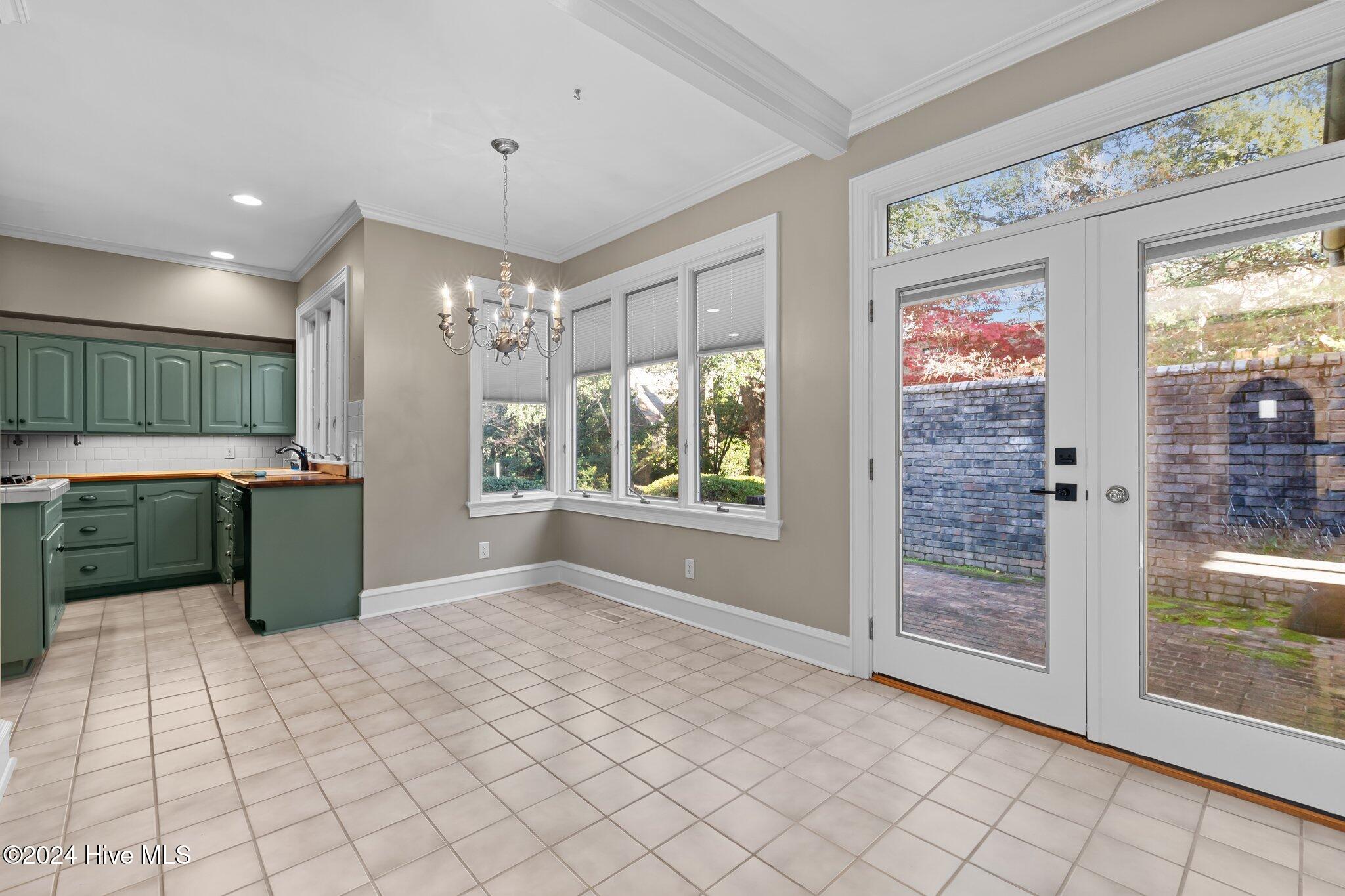 2 Chalford Place