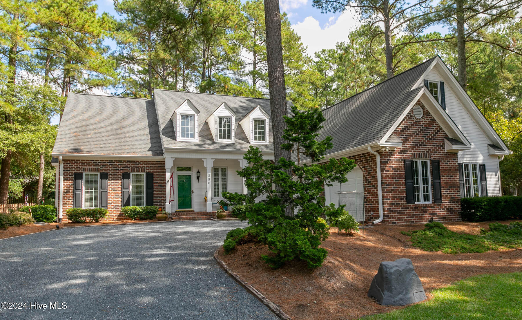 290 Lake Forest Drive