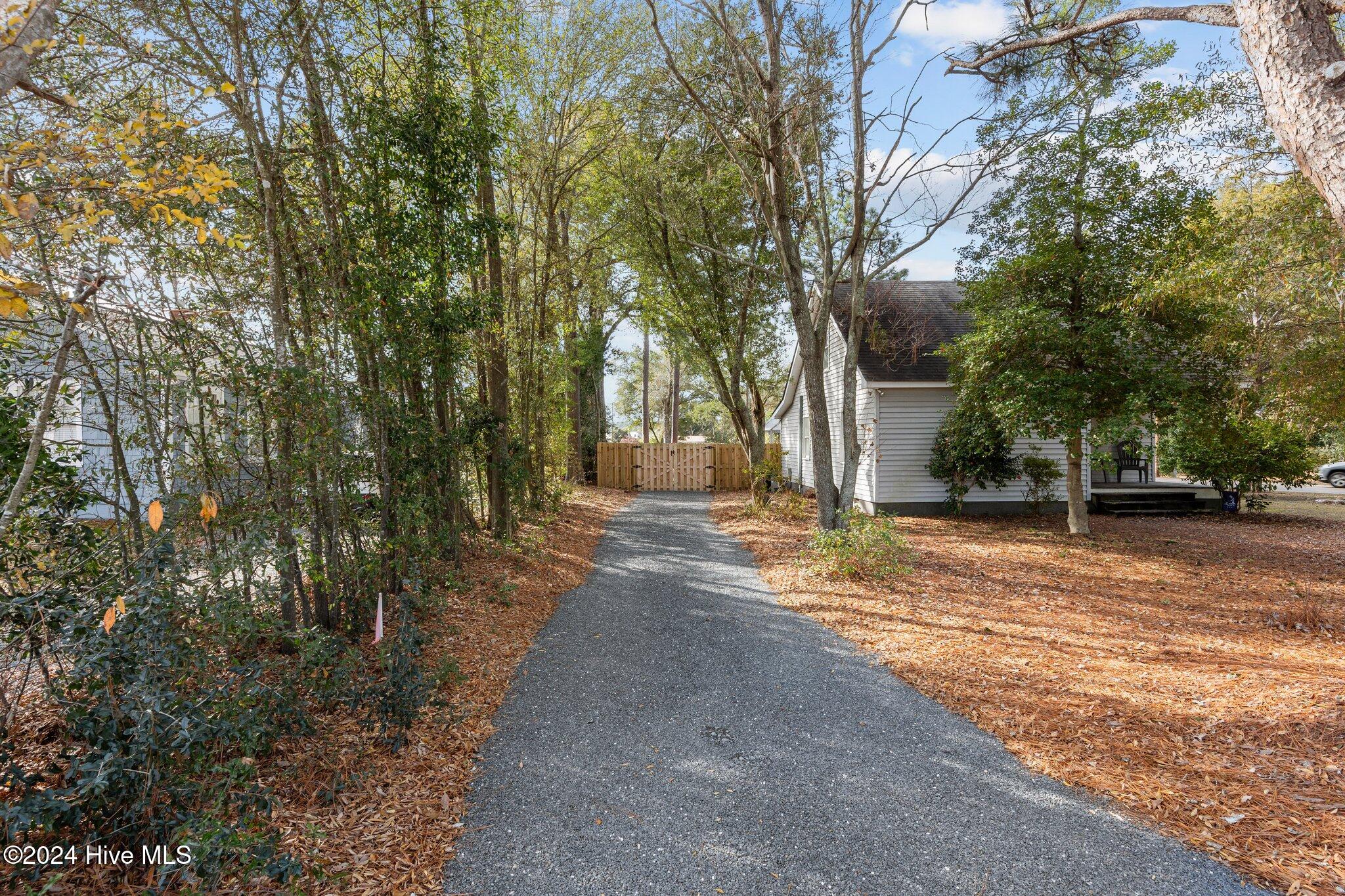 125 Woods Road