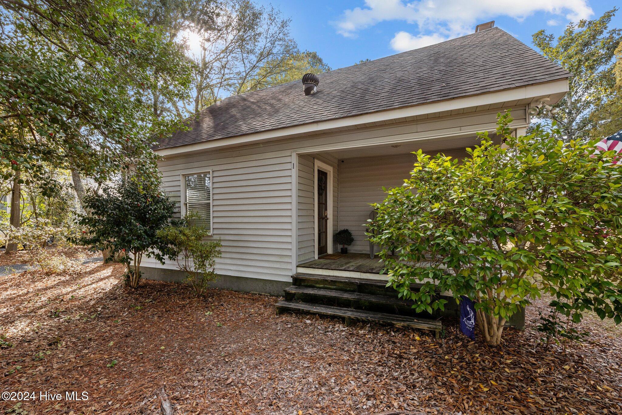125 Woods Road