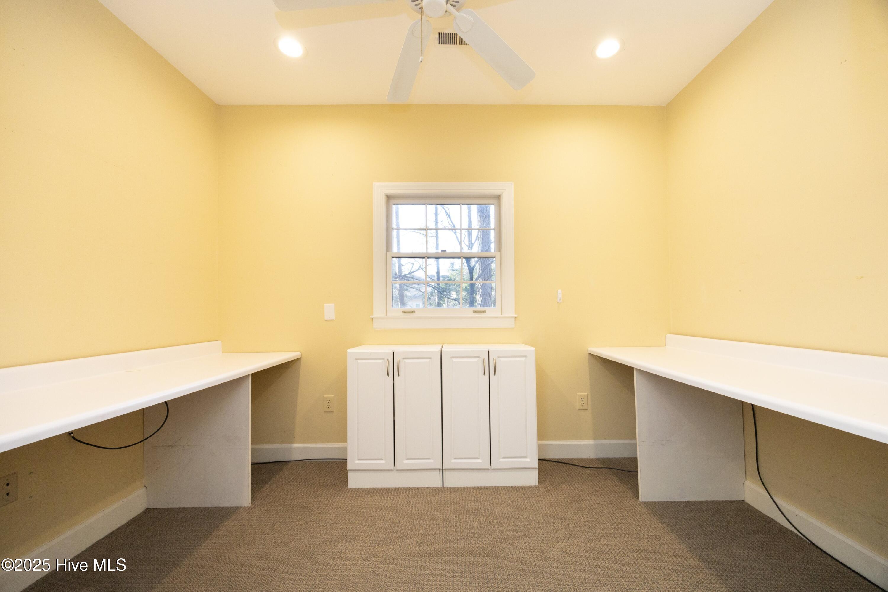 8 Ravenel Court