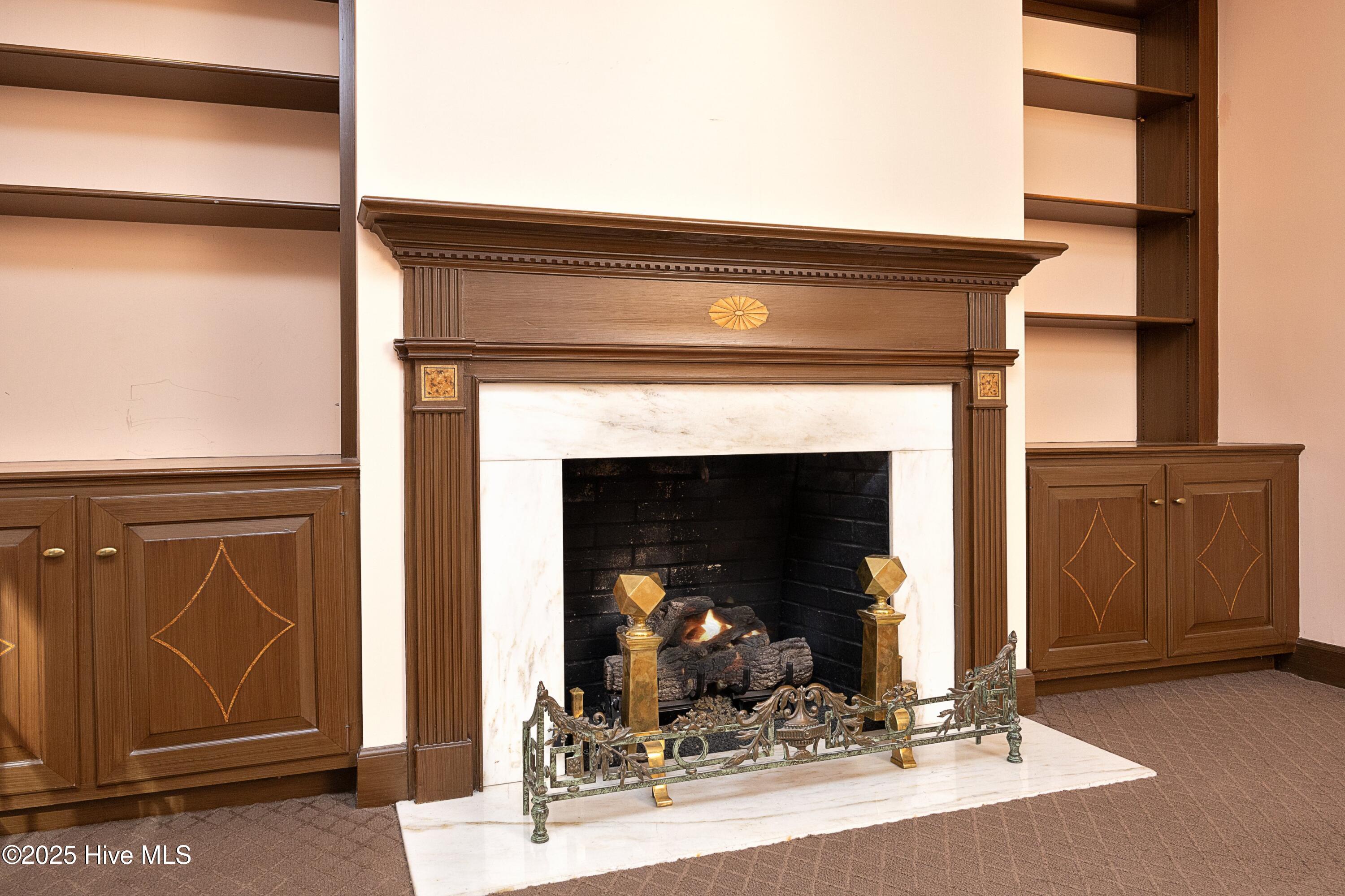 8 Ravenel Court
