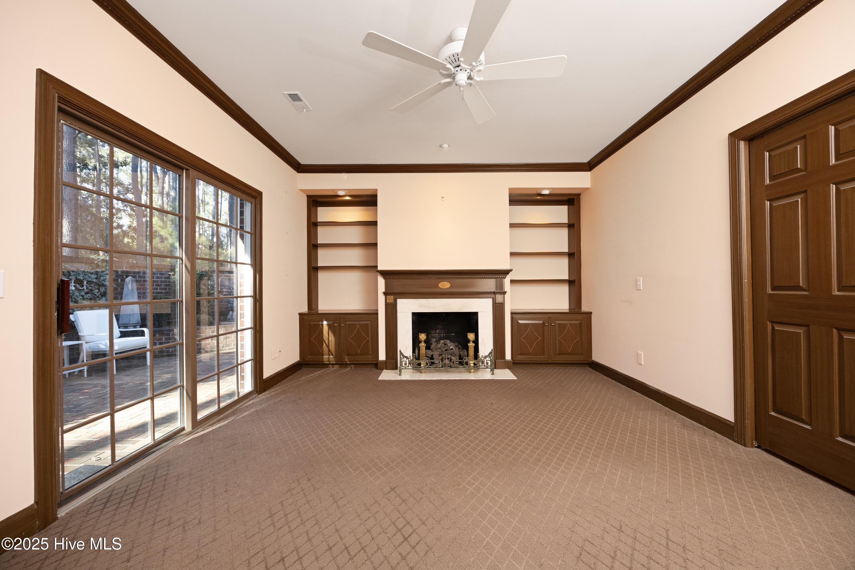 8 Ravenel Court