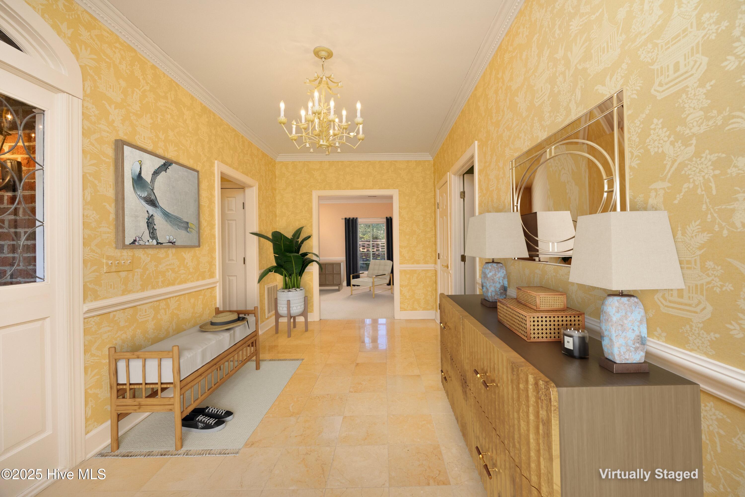 8 Ravenel Court