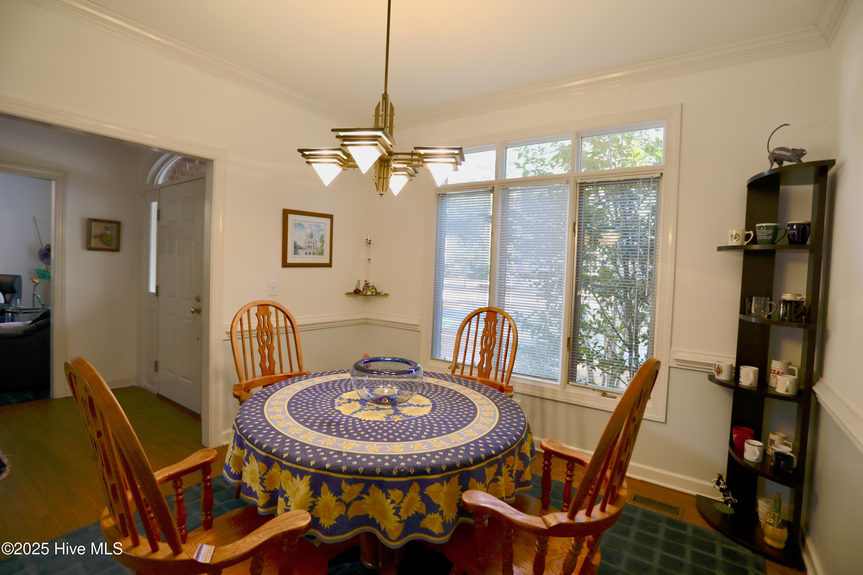 375 Lake Forest Drive
