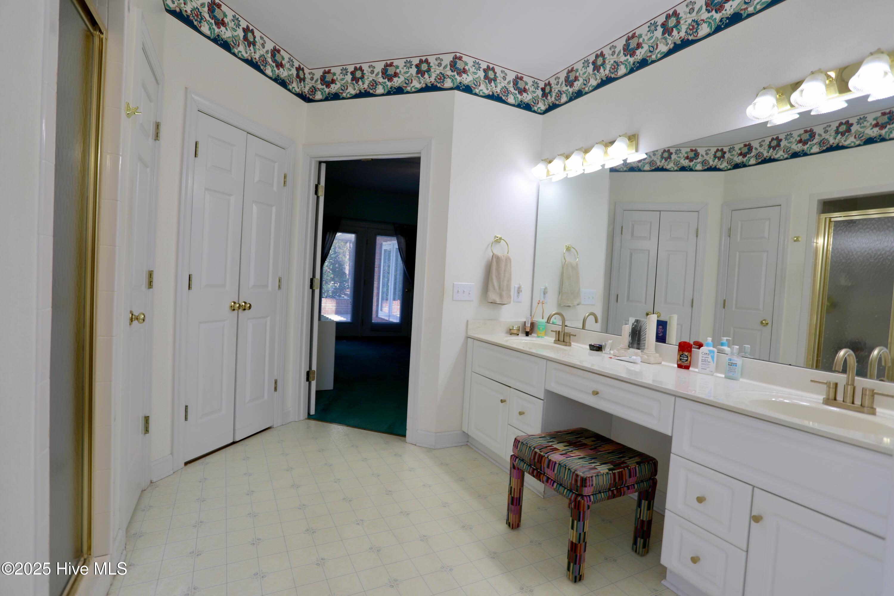 375 Lake Forest Drive