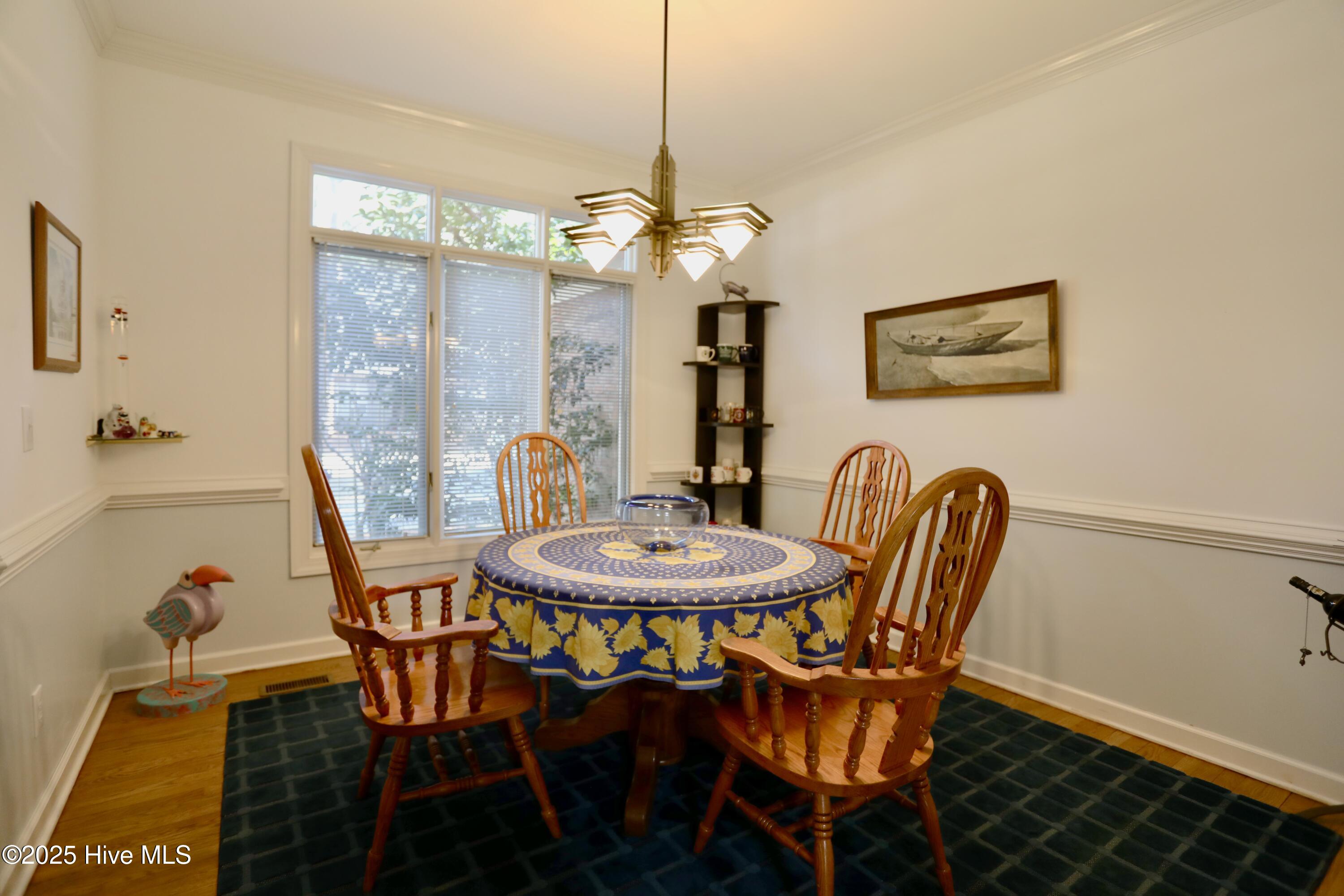 375 Lake Forest Drive