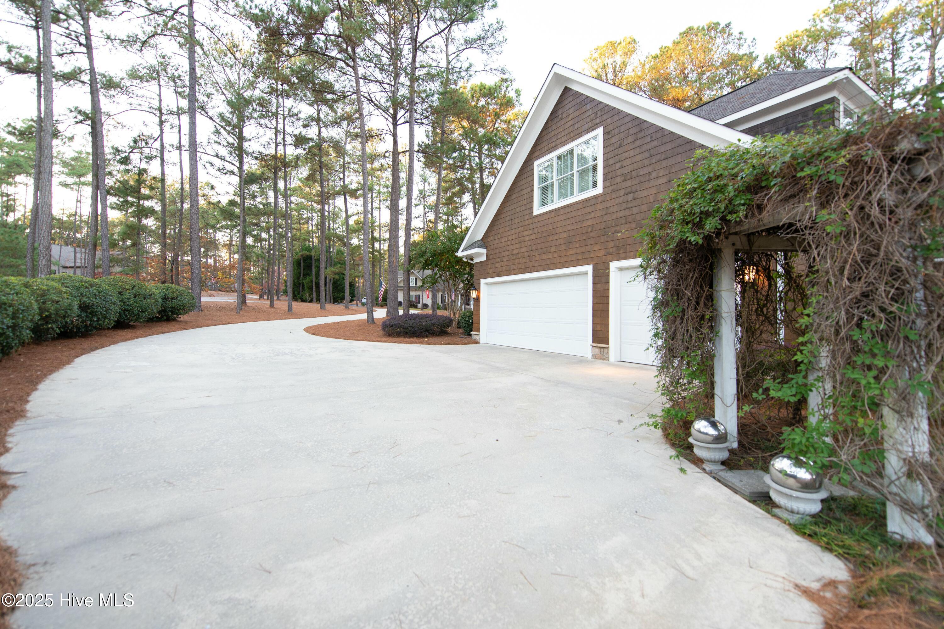 12 Halkirk Drive