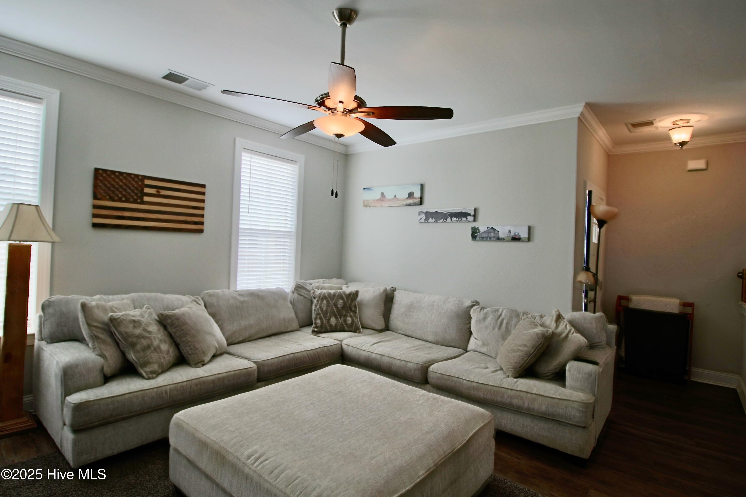 253 Legacy Lakes Way