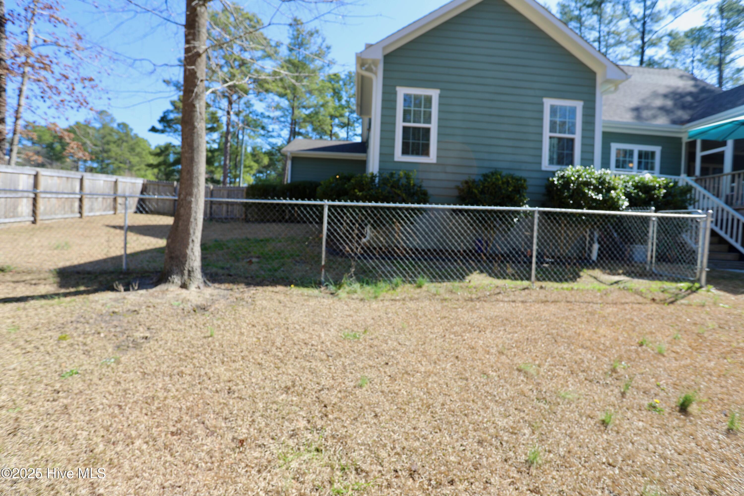 712 N Glenwood Trail