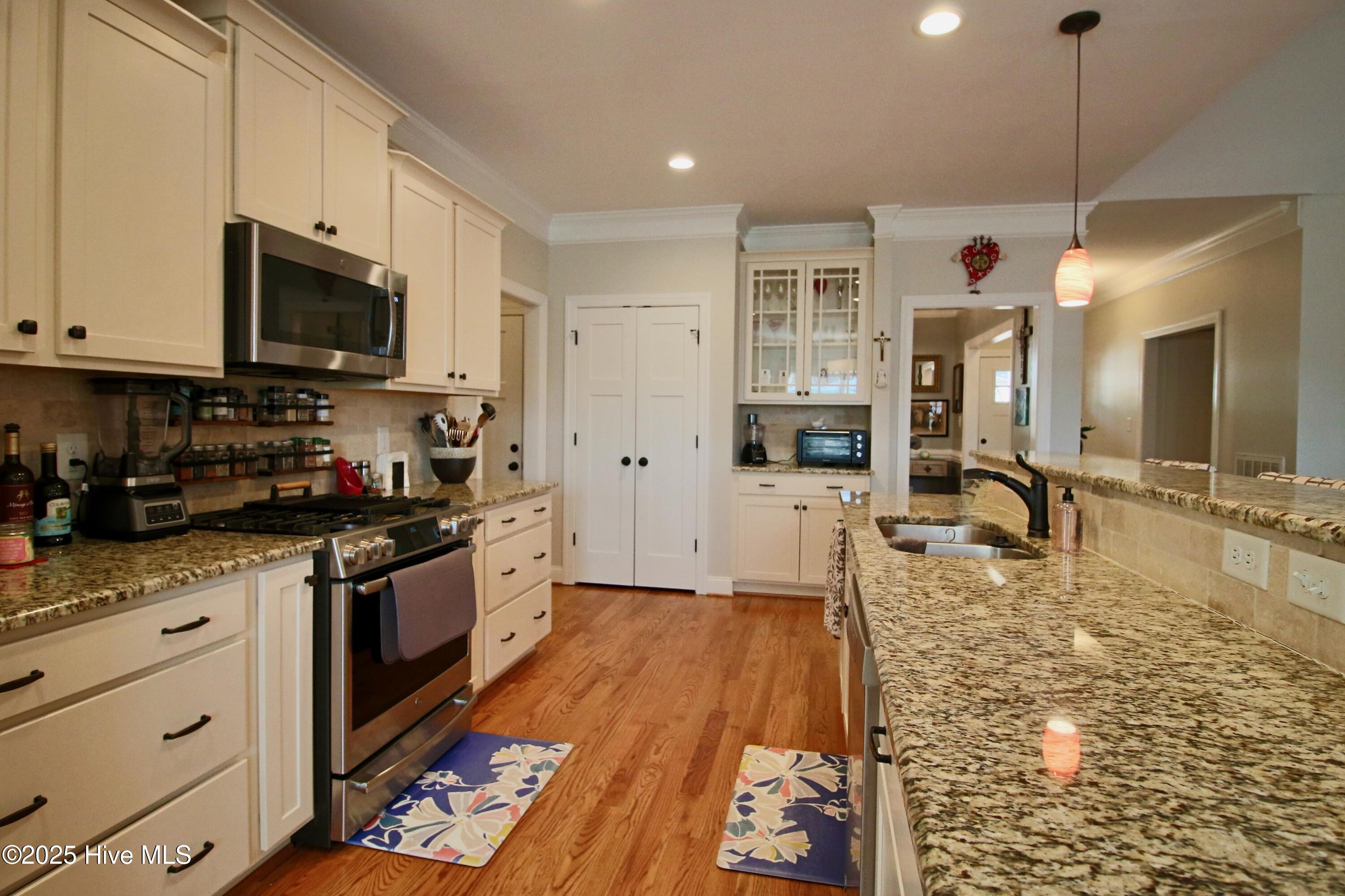 712 N Glenwood Trail