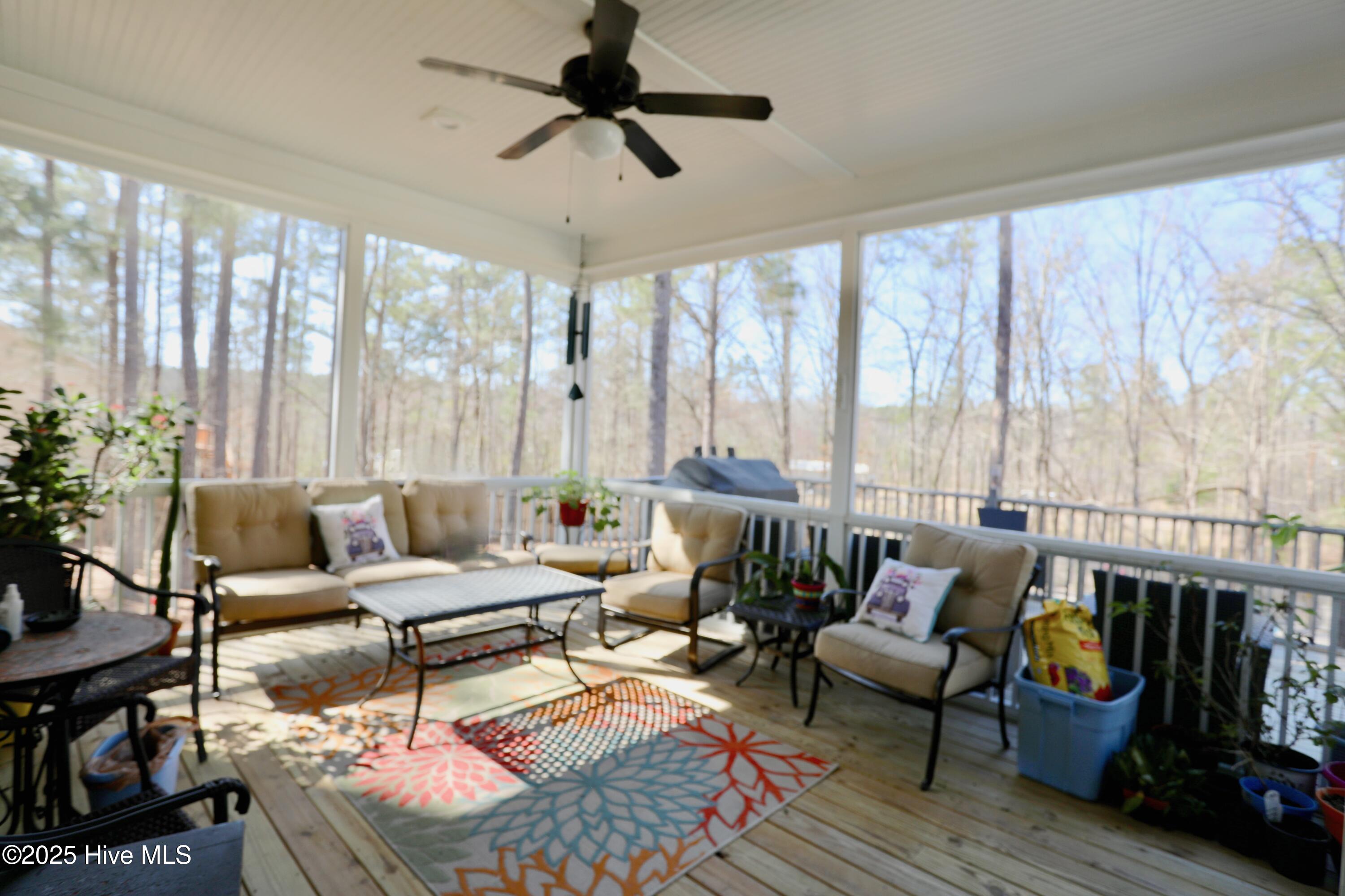 712 N Glenwood Trail