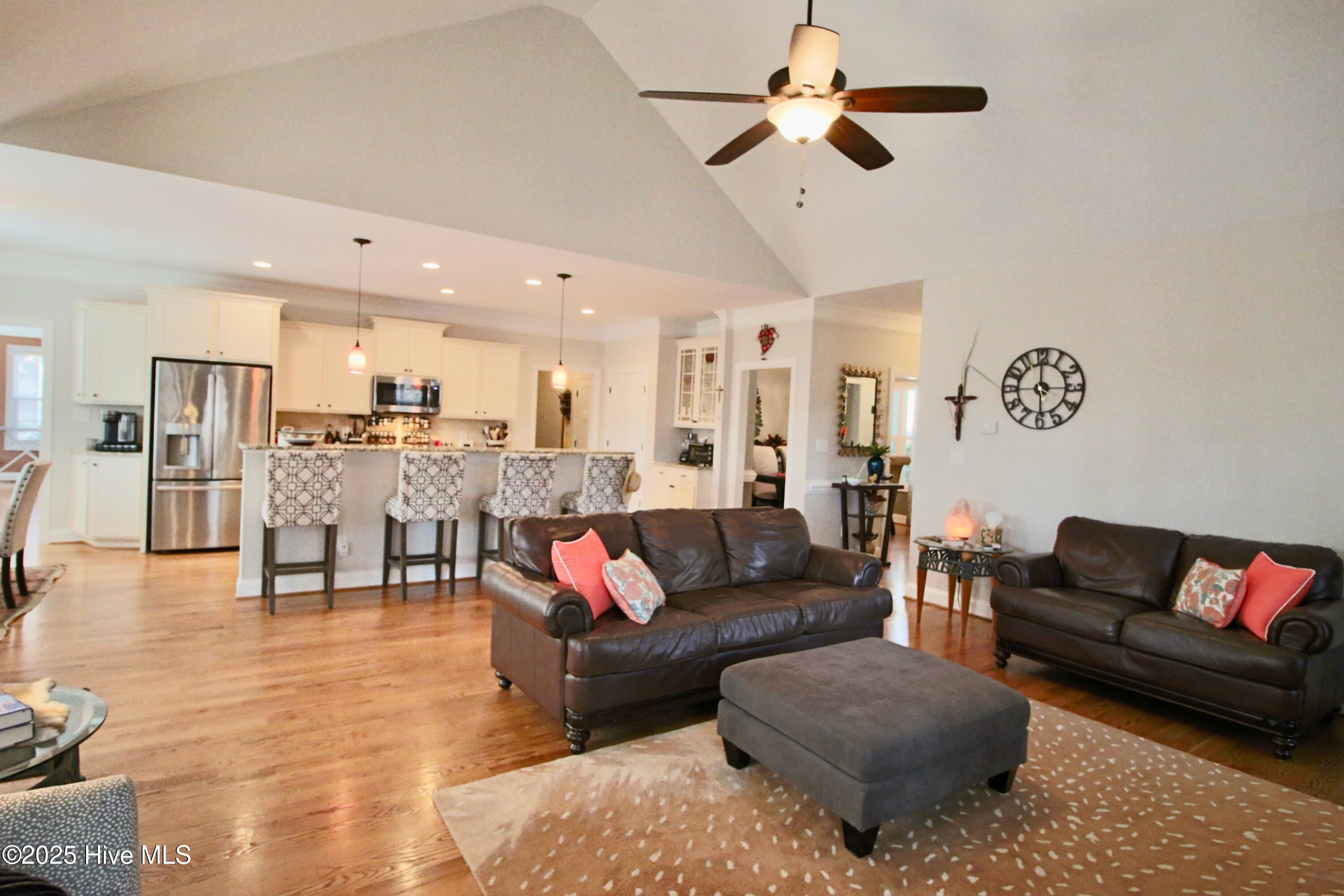 712 N Glenwood Trail