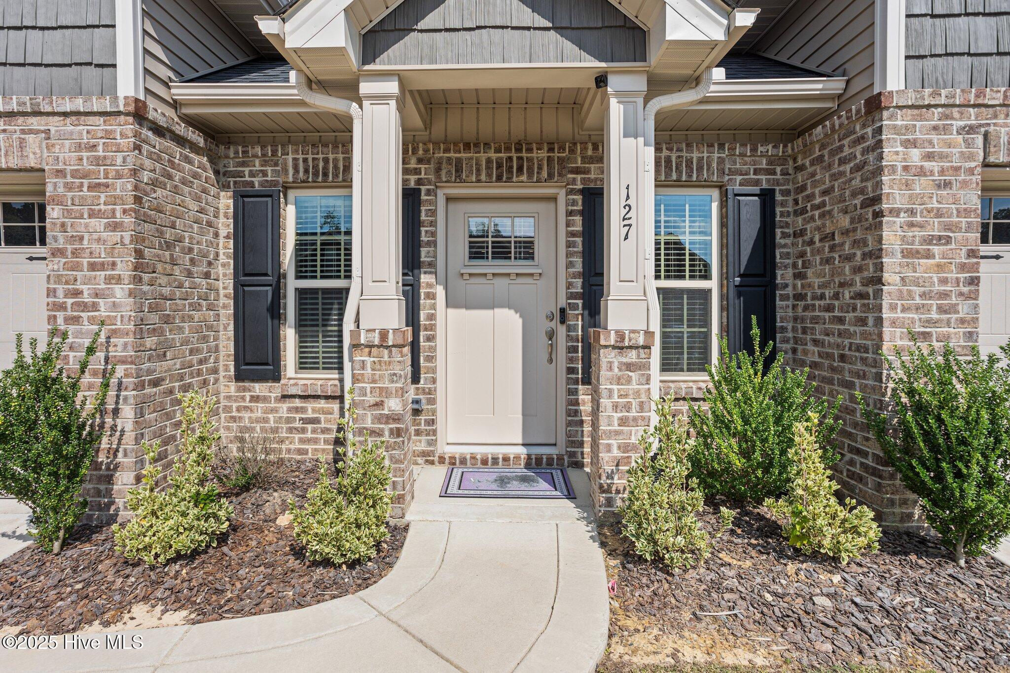 127 Lark Drive