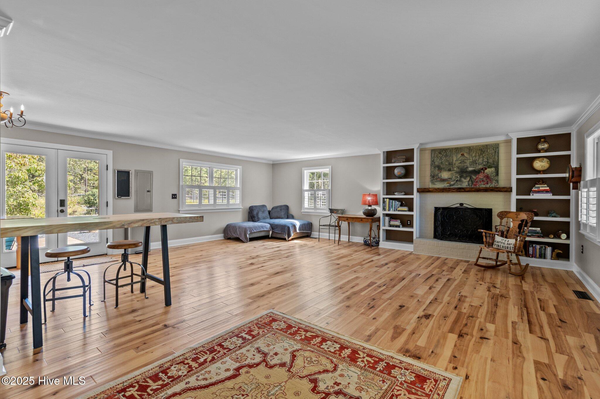 214 Freeman Way